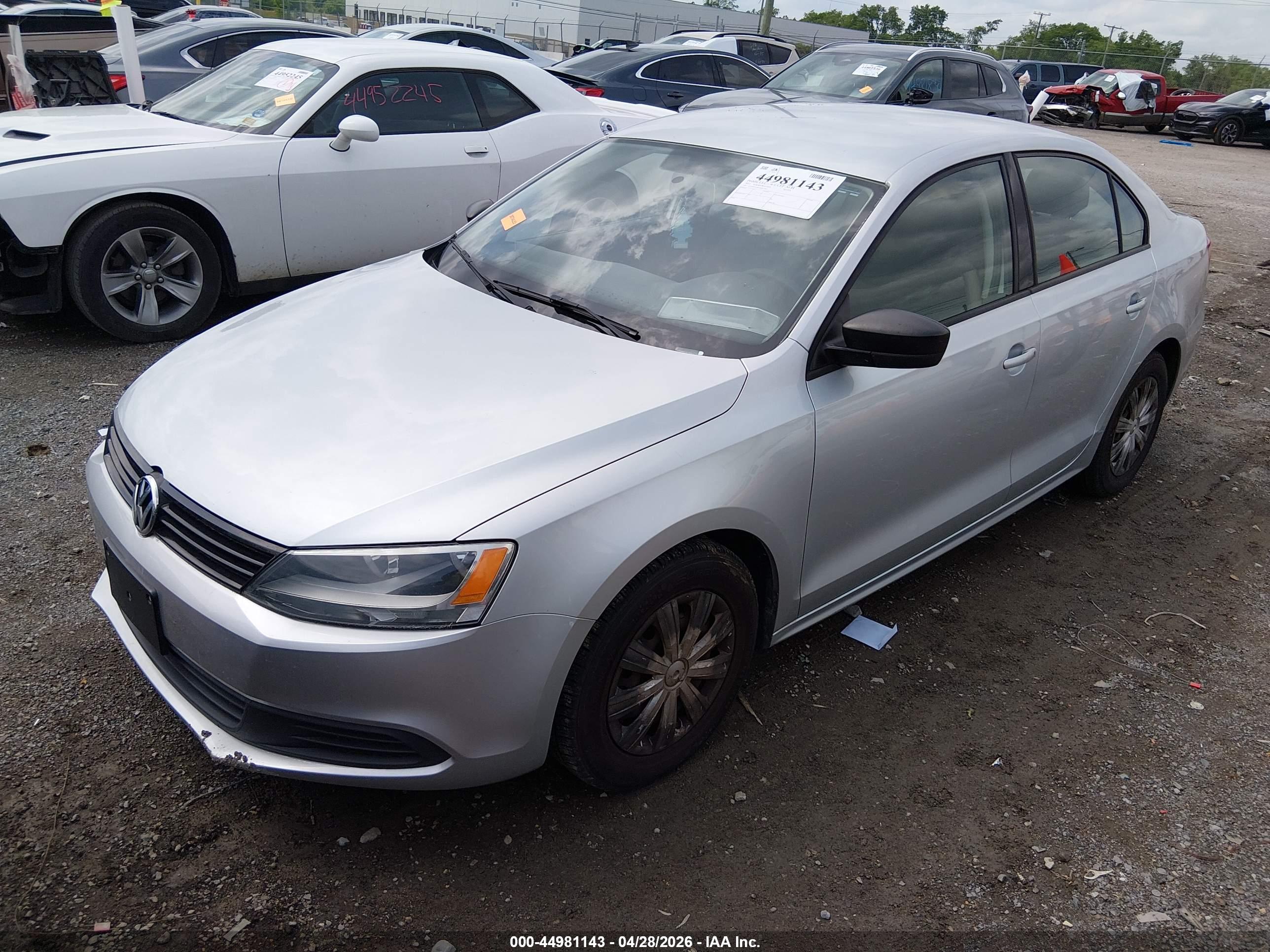 VOLKSWAGEN JETTA image 2