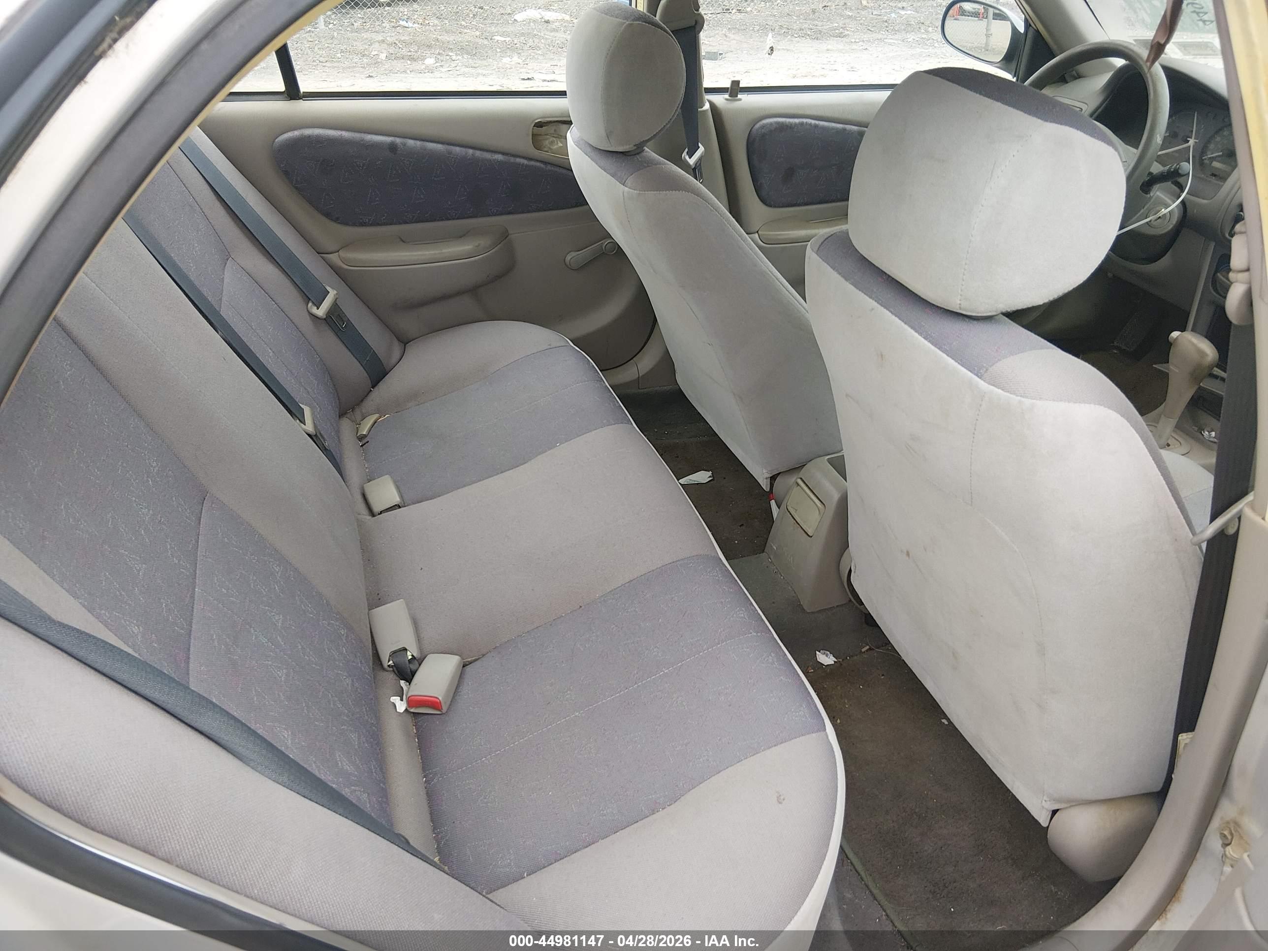 TOYOTA COROLLA image 8