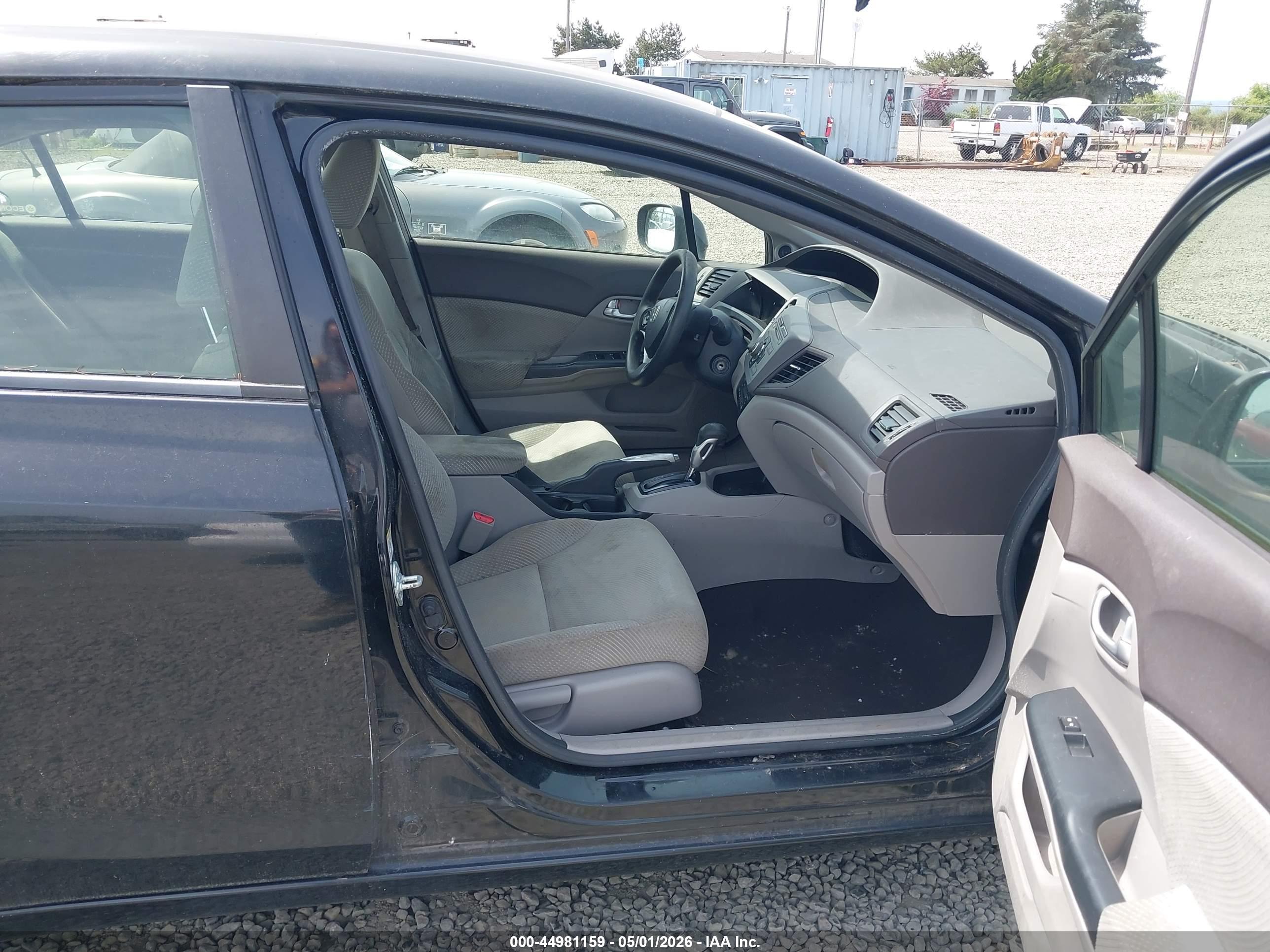 HONDA CIVIC image 5