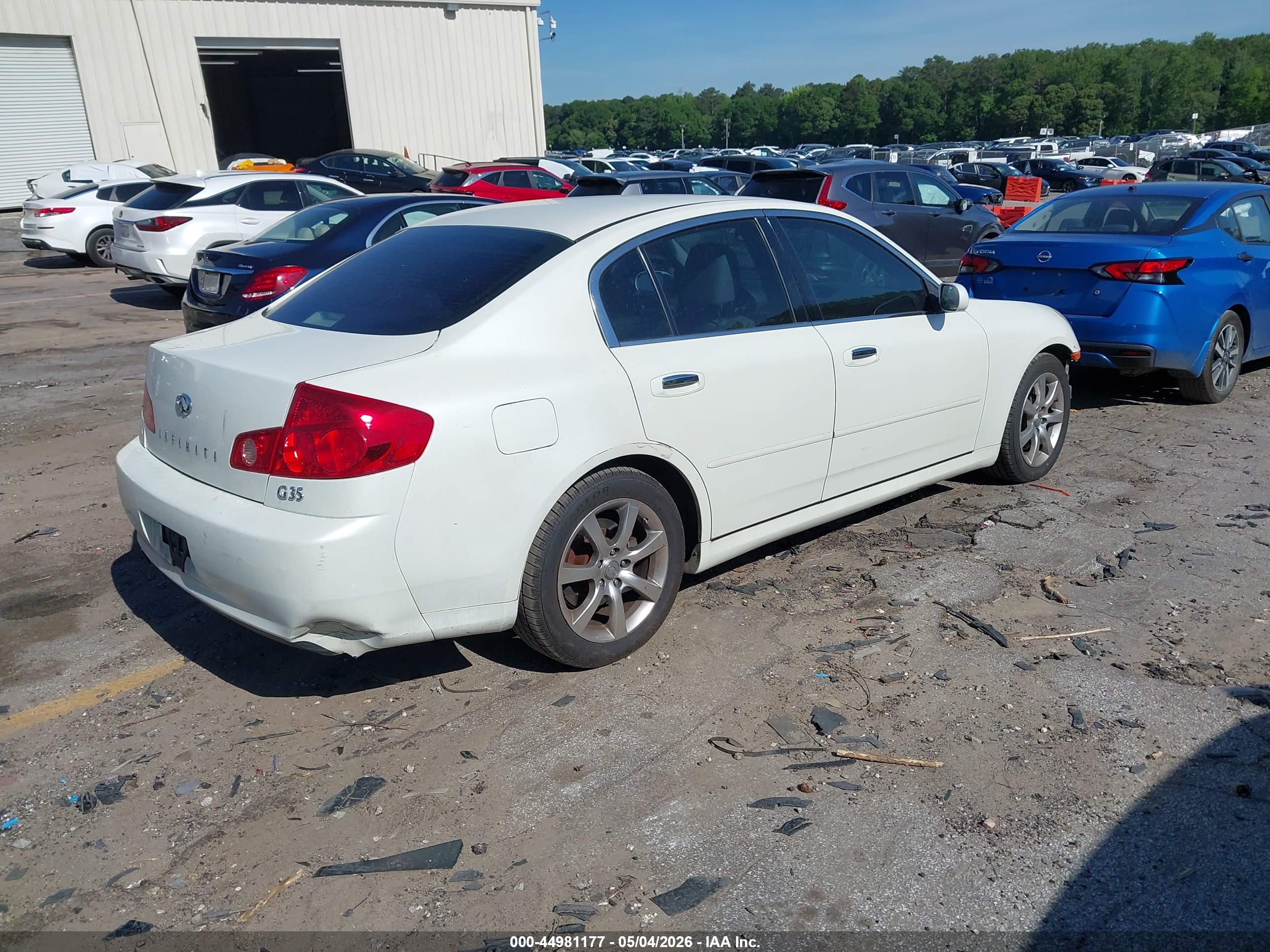INFINITI G35 image 4
