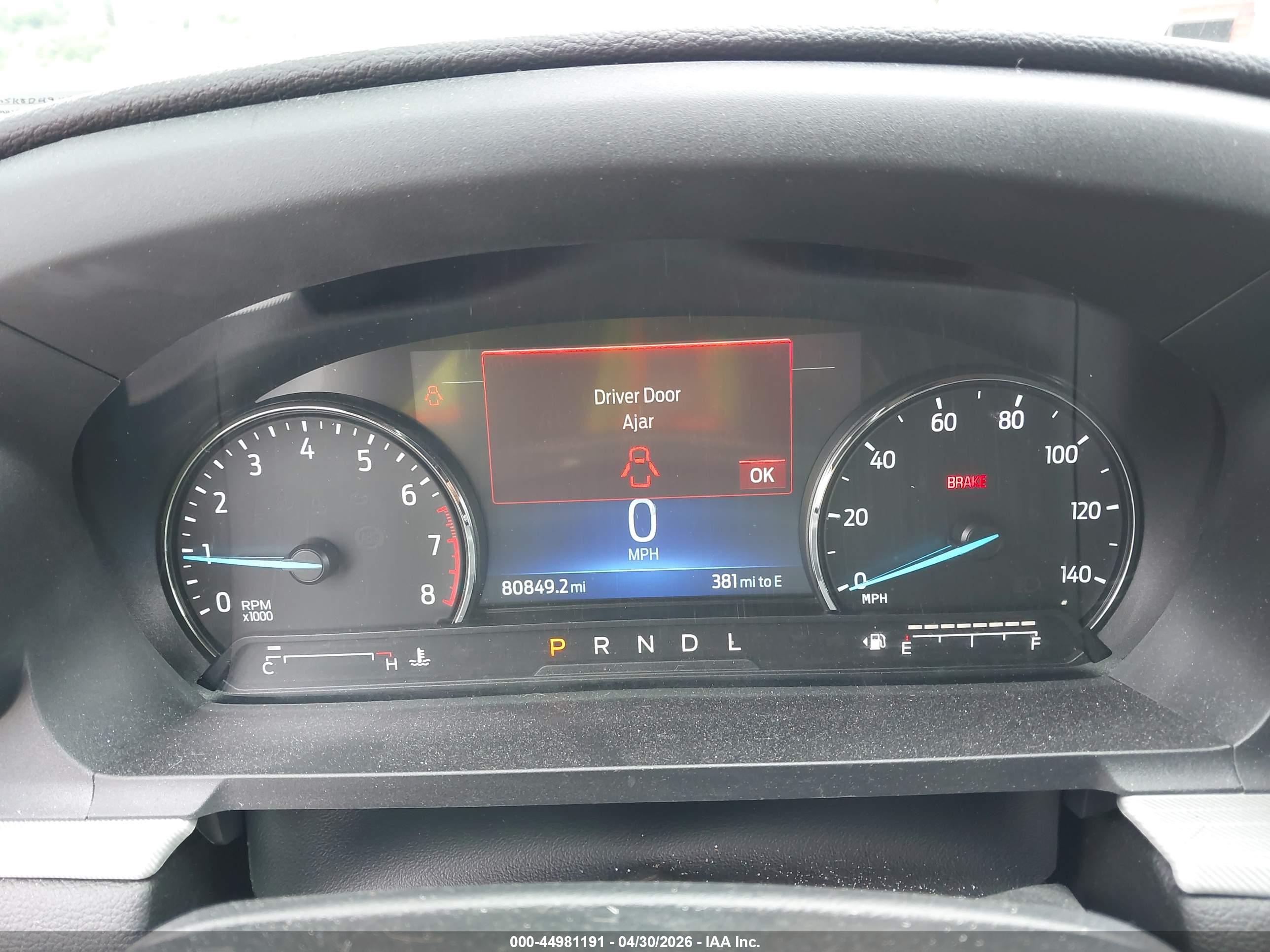 FORD EXPLORER image 7