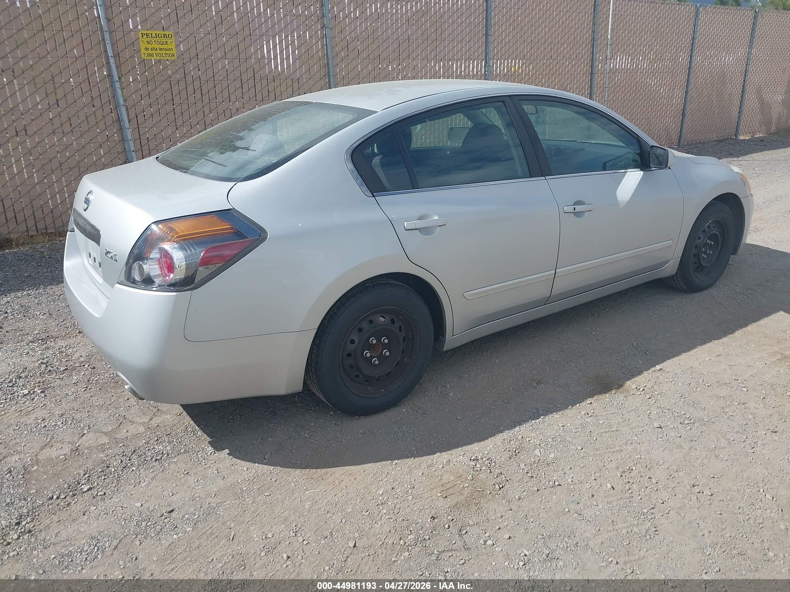 NISSAN ALTIMA image 4