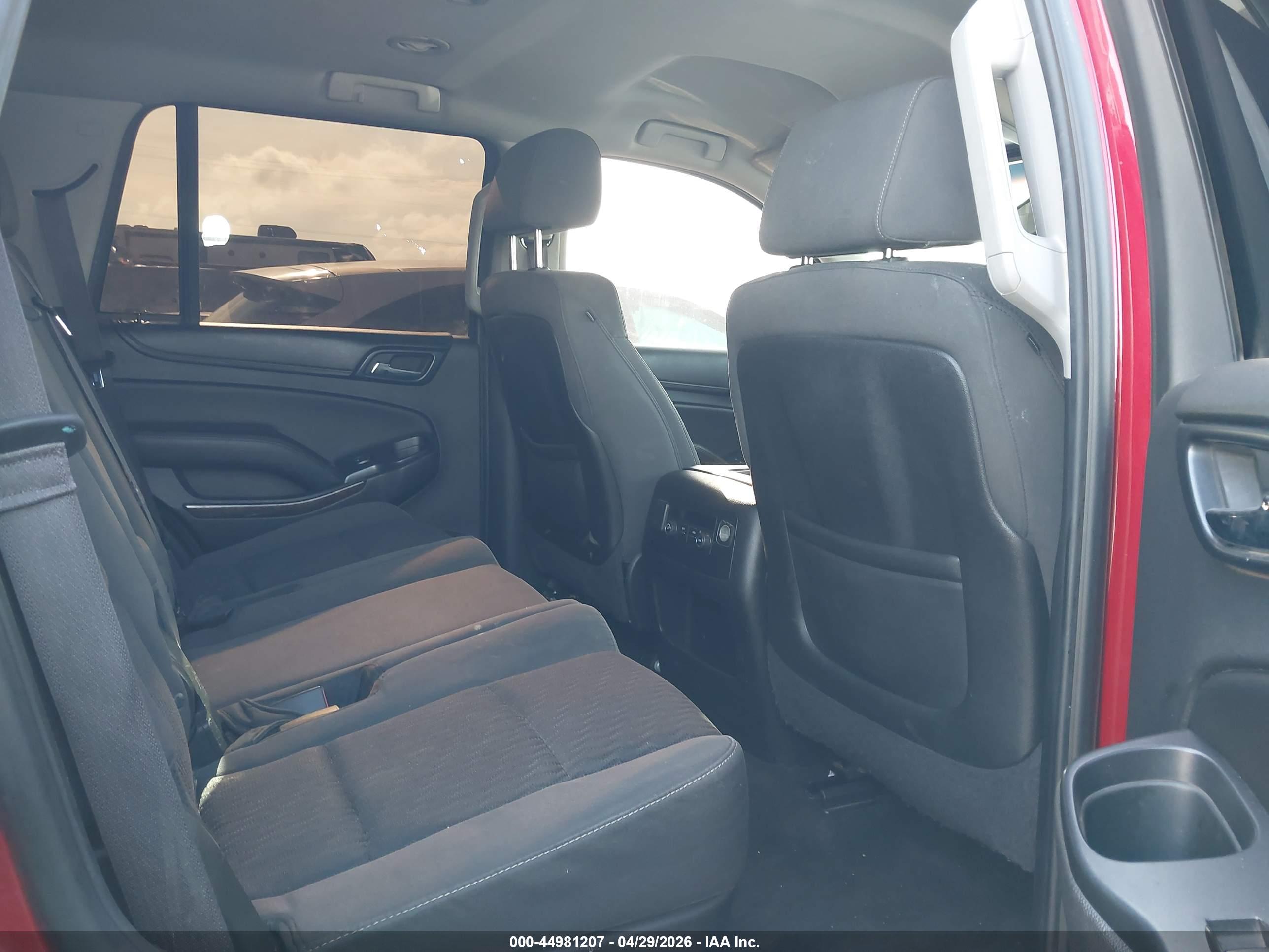 CHEVROLET TAHOE image 8