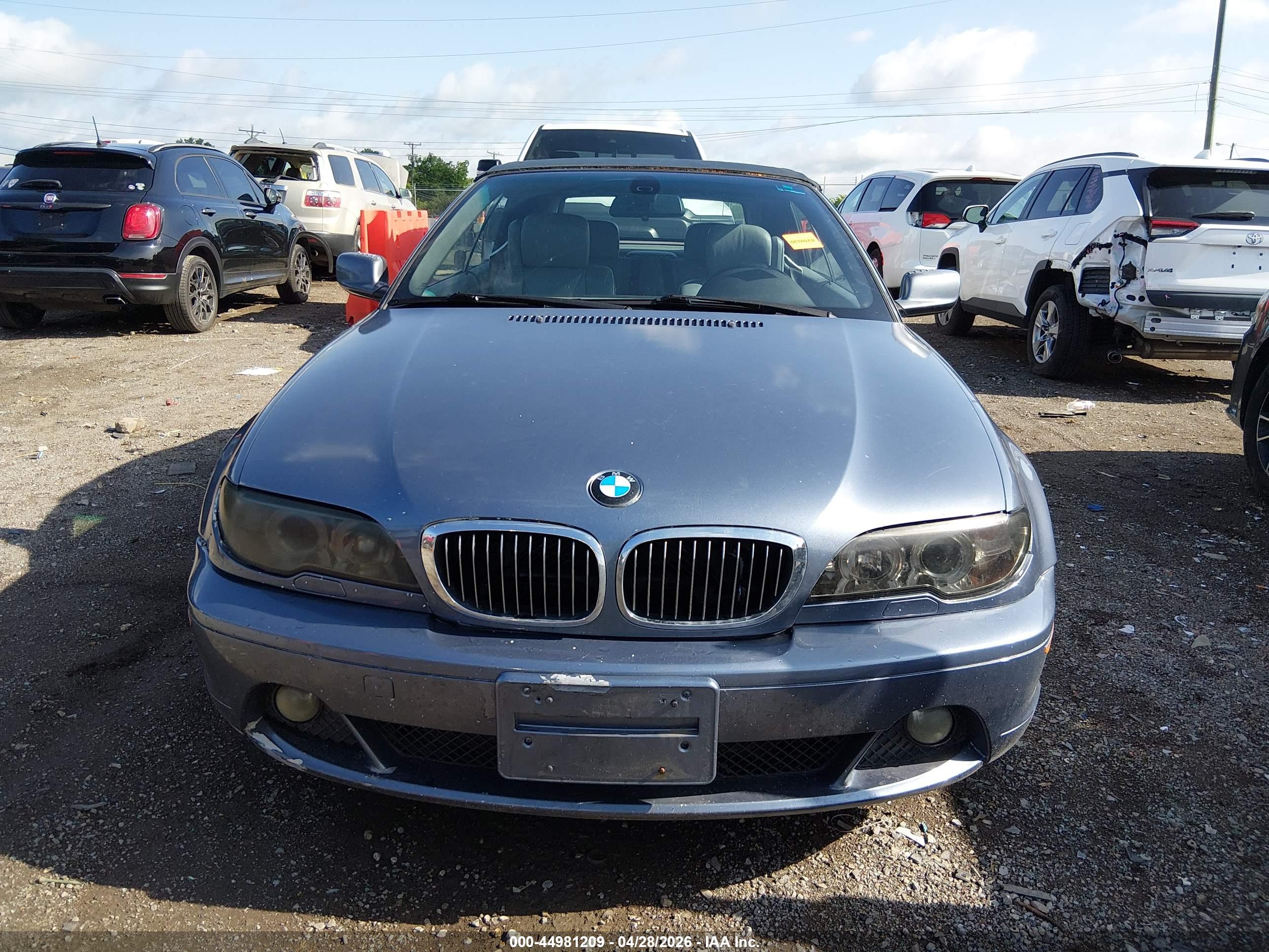 BMW 330CI image 6