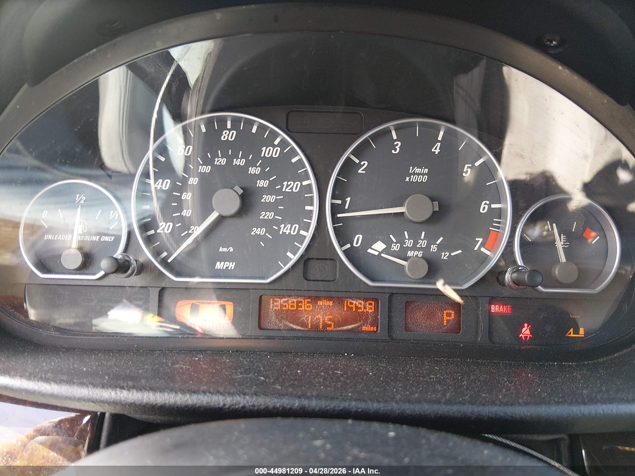 BMW 330CI image 7