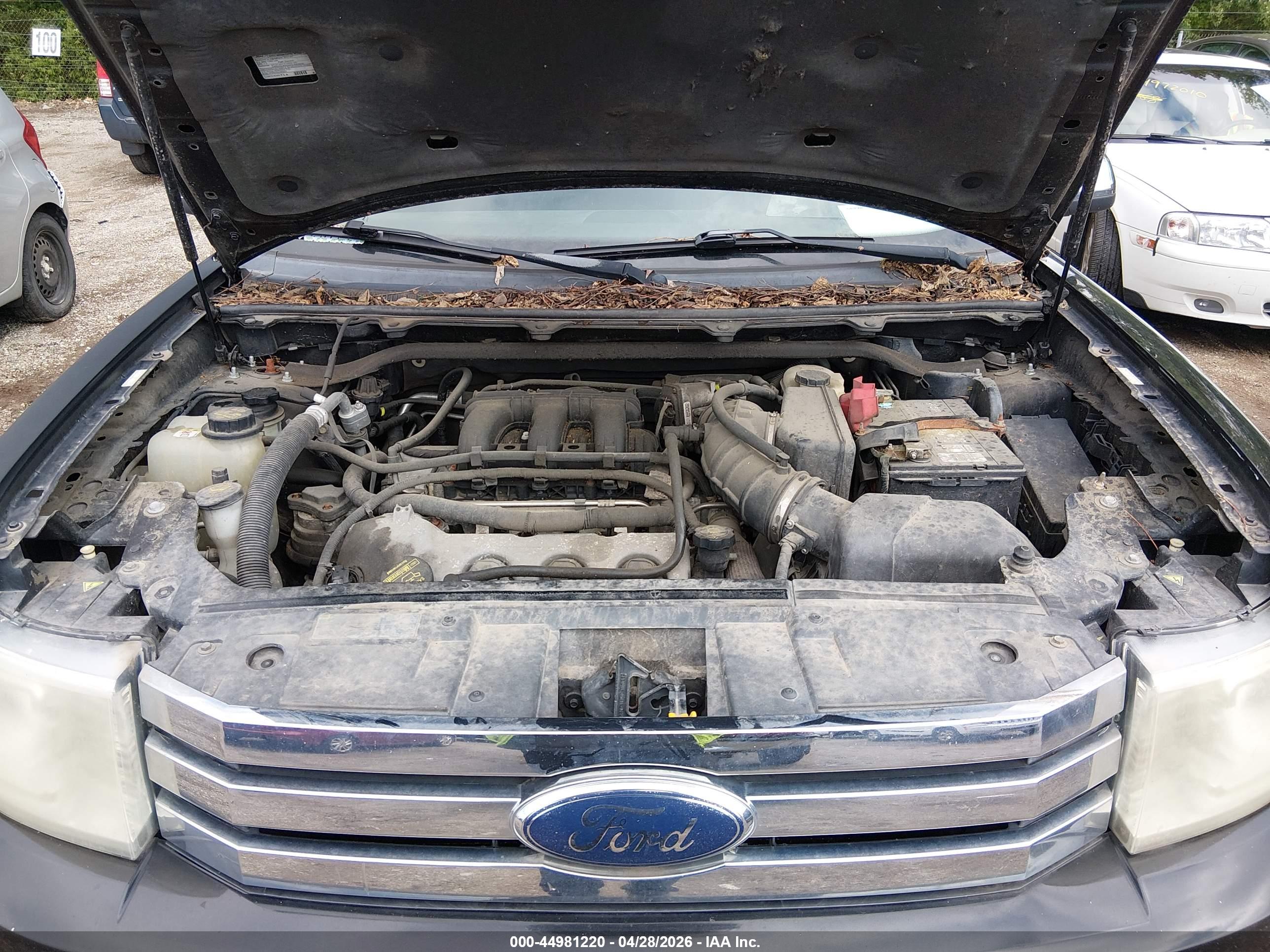 FORD FLEX image 10