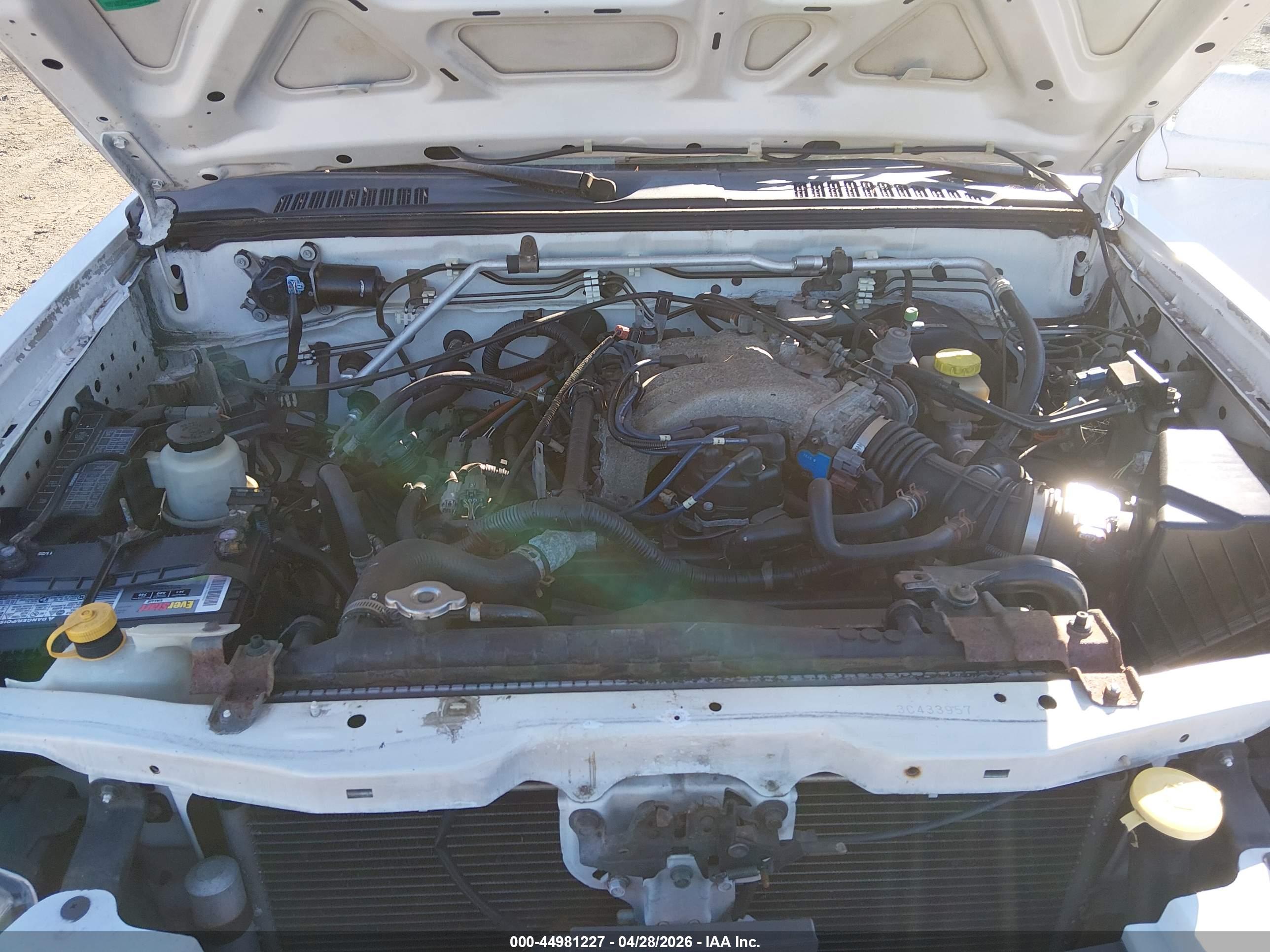 NISSAN FRONTIER image 10