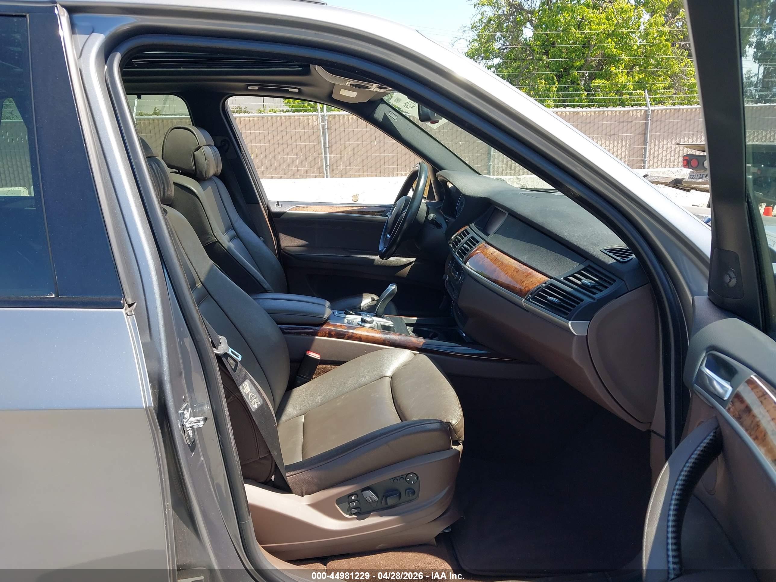 BMW X5 image 5