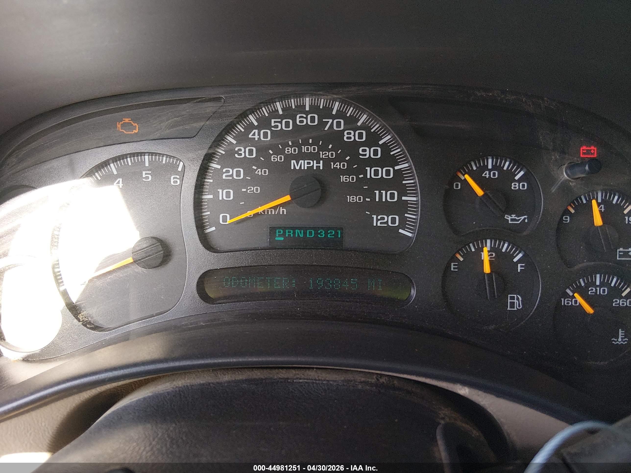 CHEVROLET TAHOE image 7