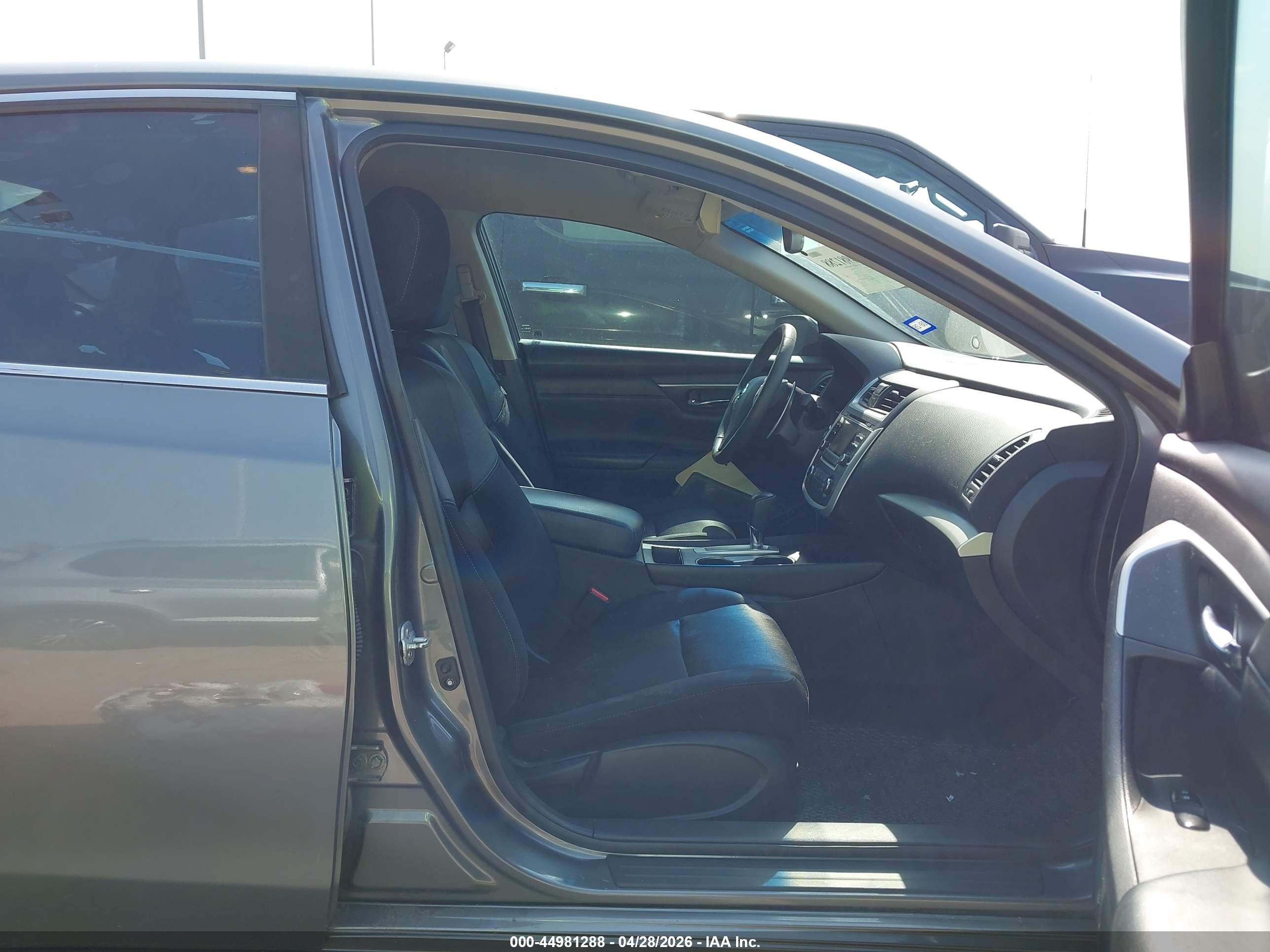 NISSAN ALTIMA image 5