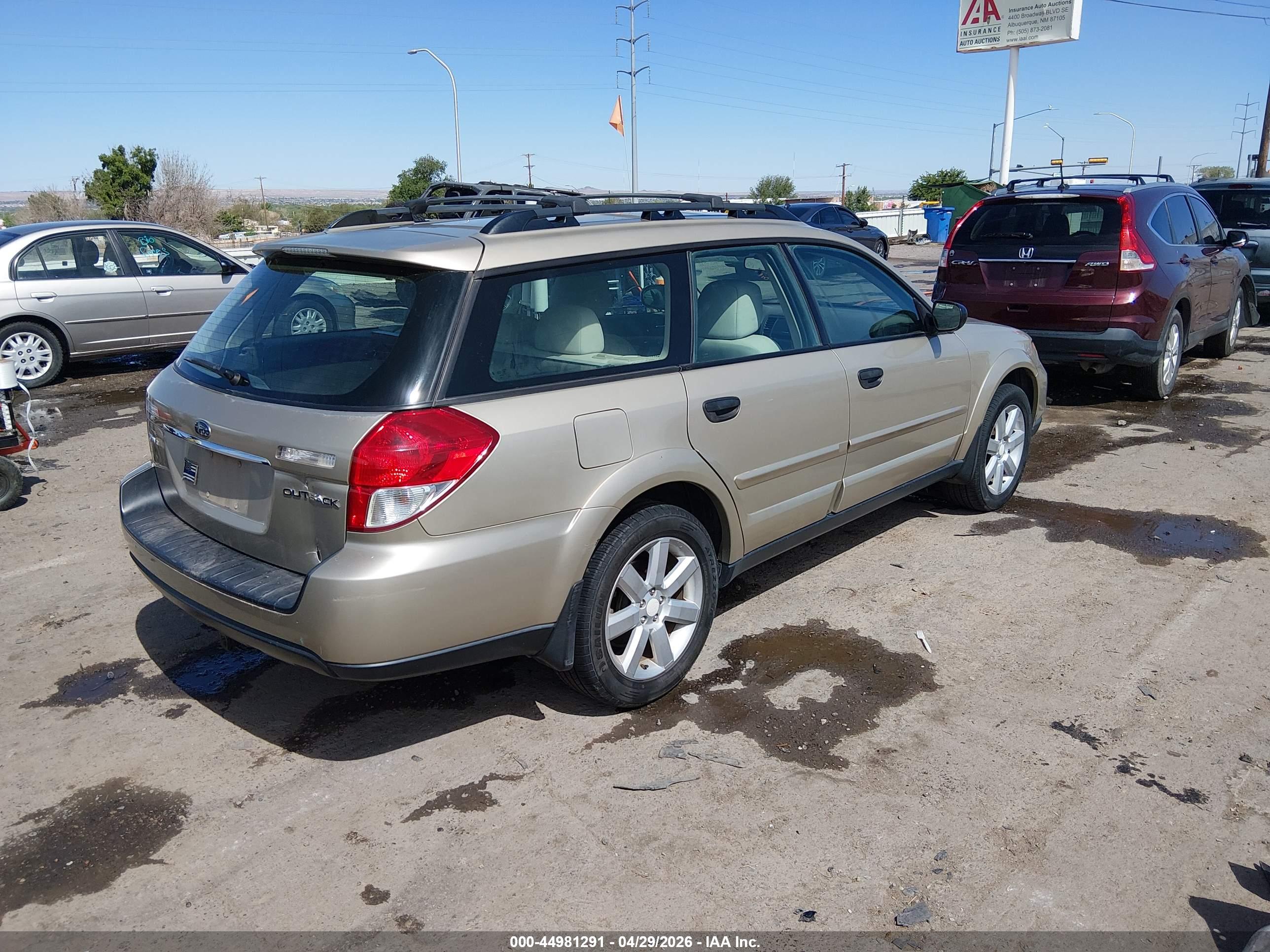 SUBARU OUTBACK image 4