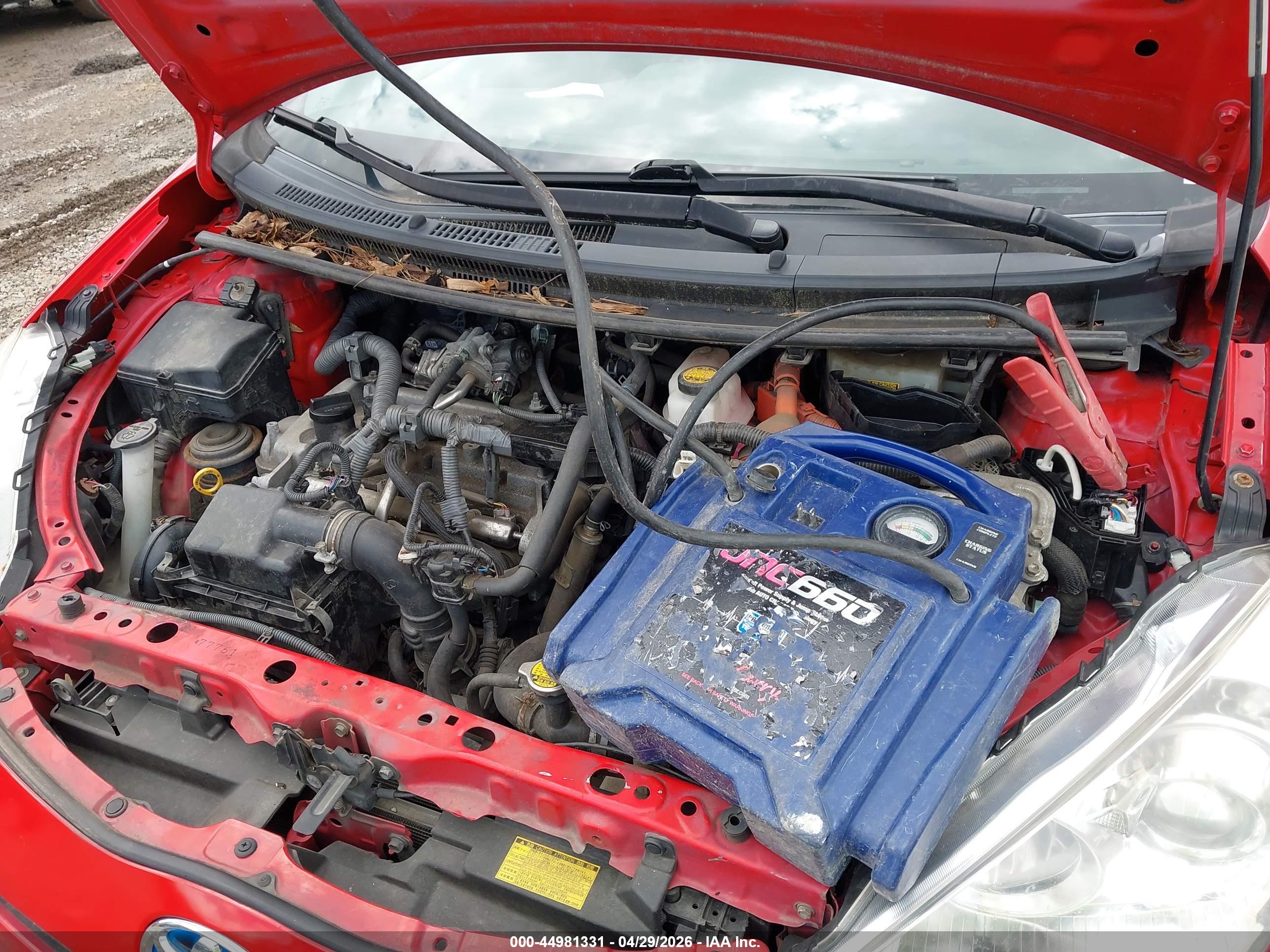 TOYOTA PRIUS image 10