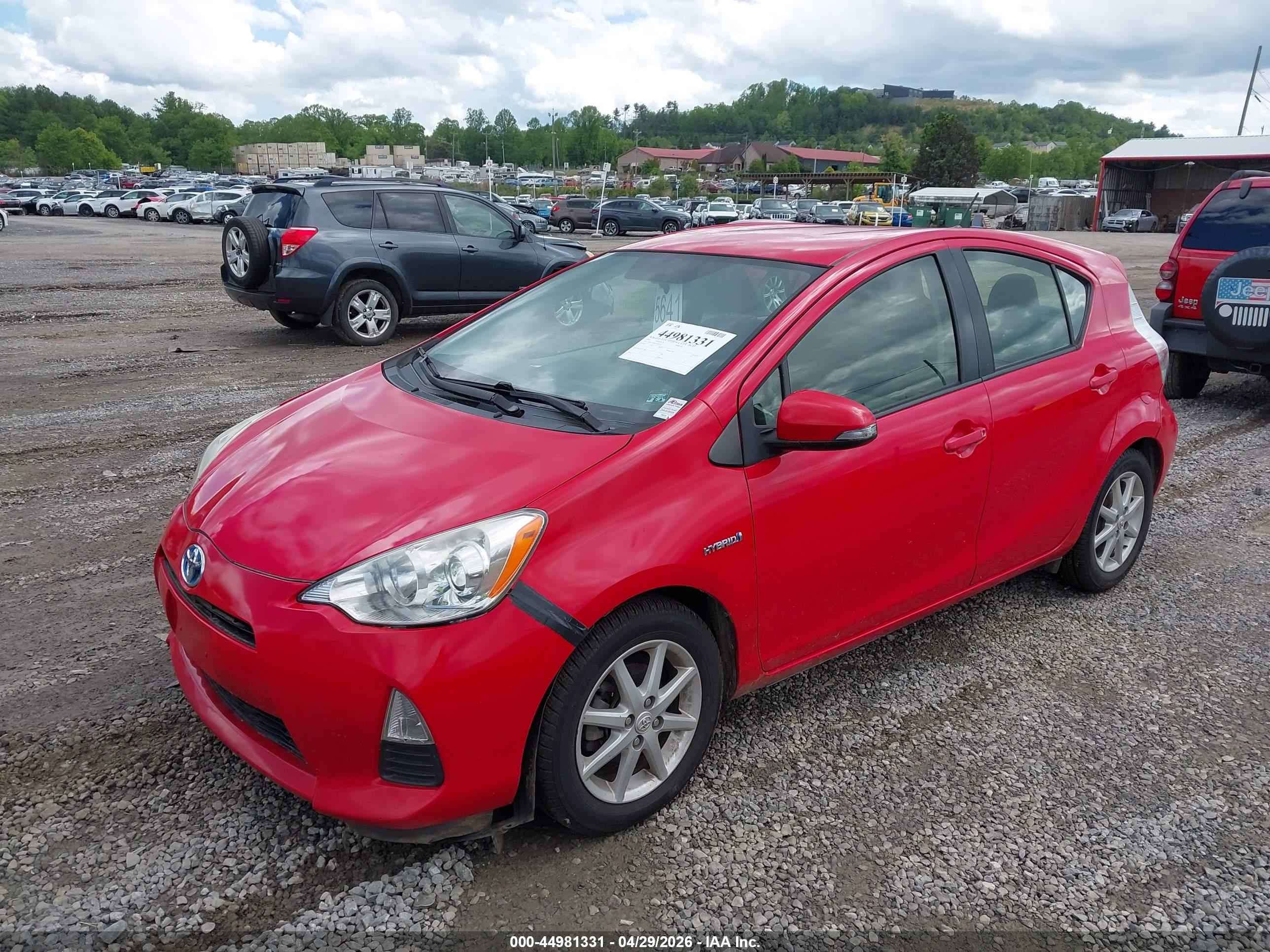 TOYOTA PRIUS image 2