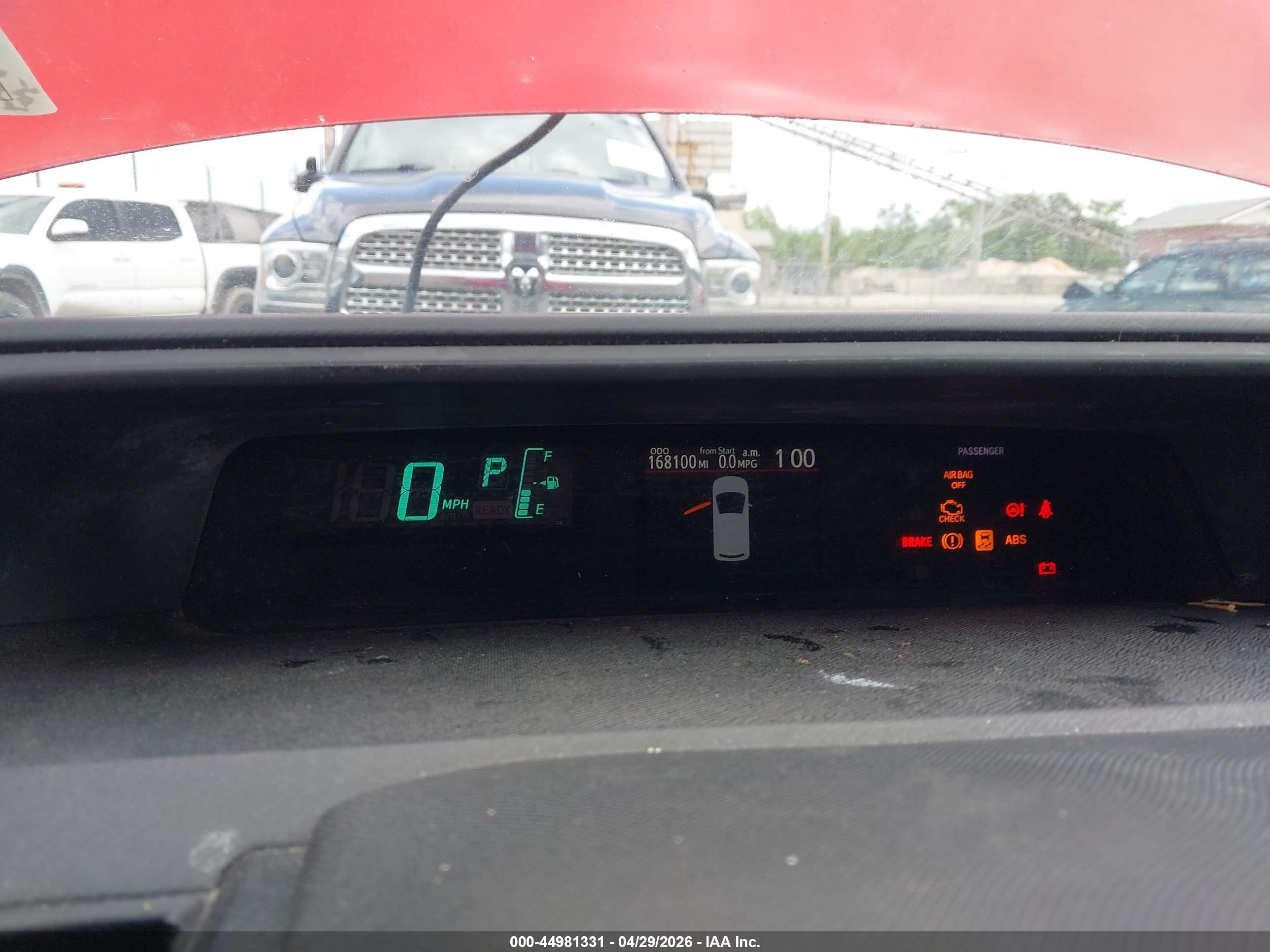TOYOTA PRIUS image 7