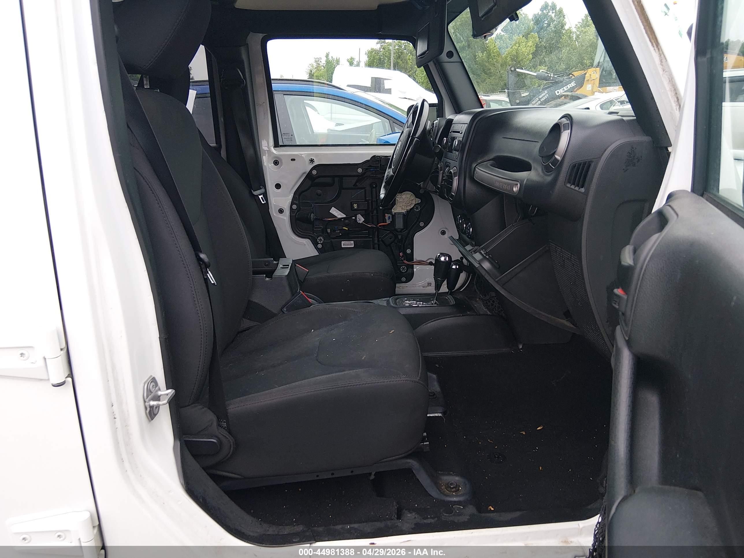 JEEP WRANGLER image 5