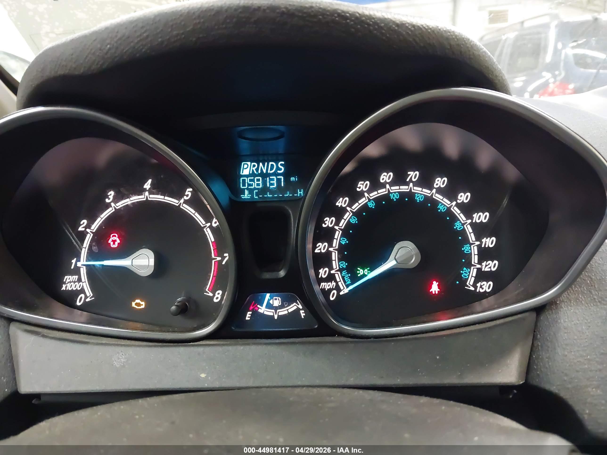 FORD FIESTA image 7