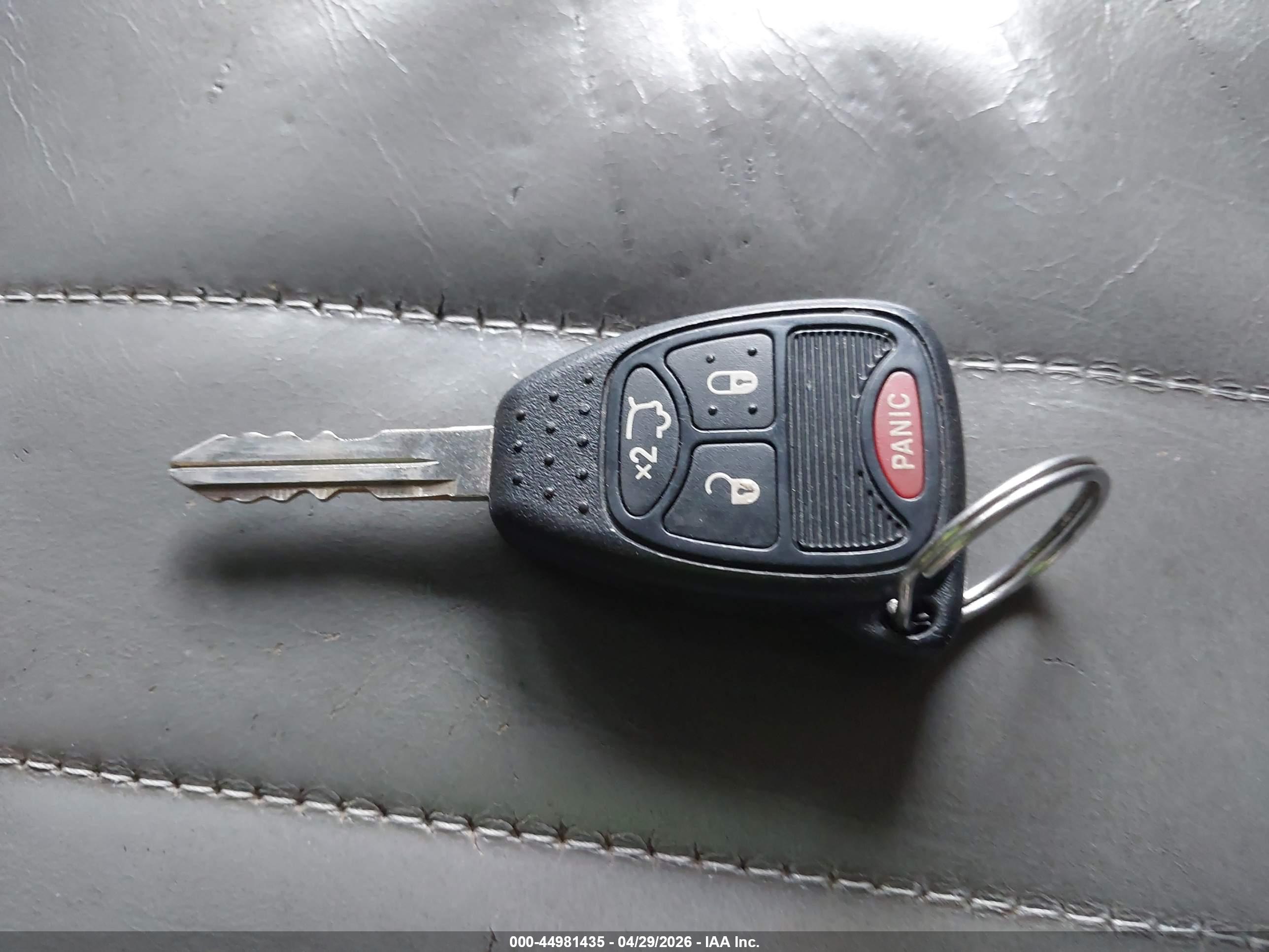 JEEP LIBERTY image 11