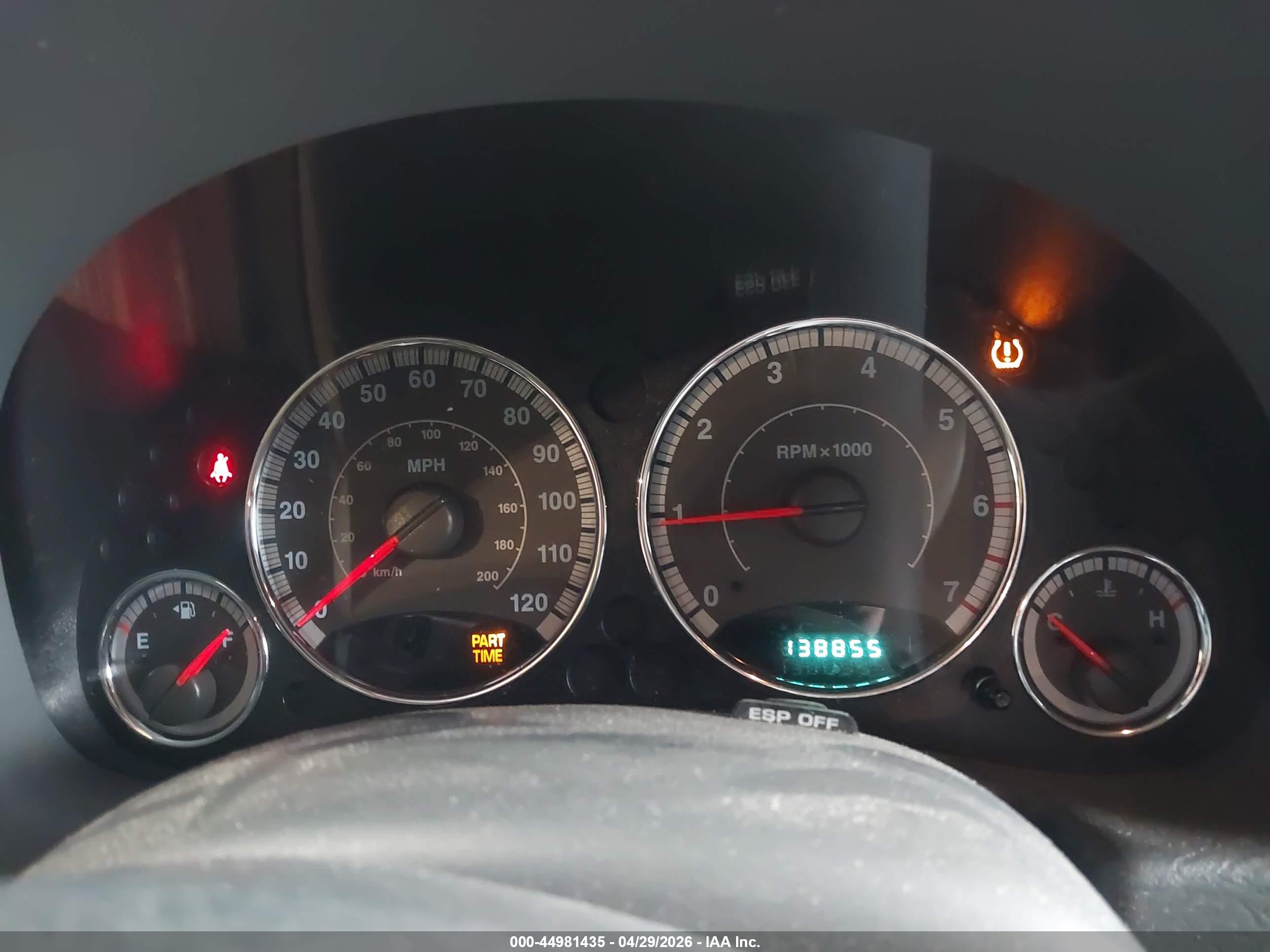 JEEP LIBERTY image 7