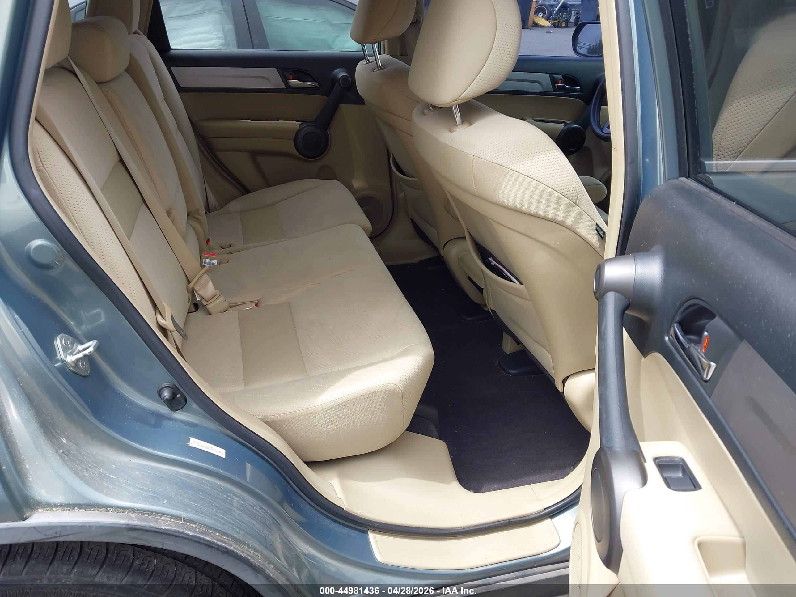 HONDA CR-V image 8