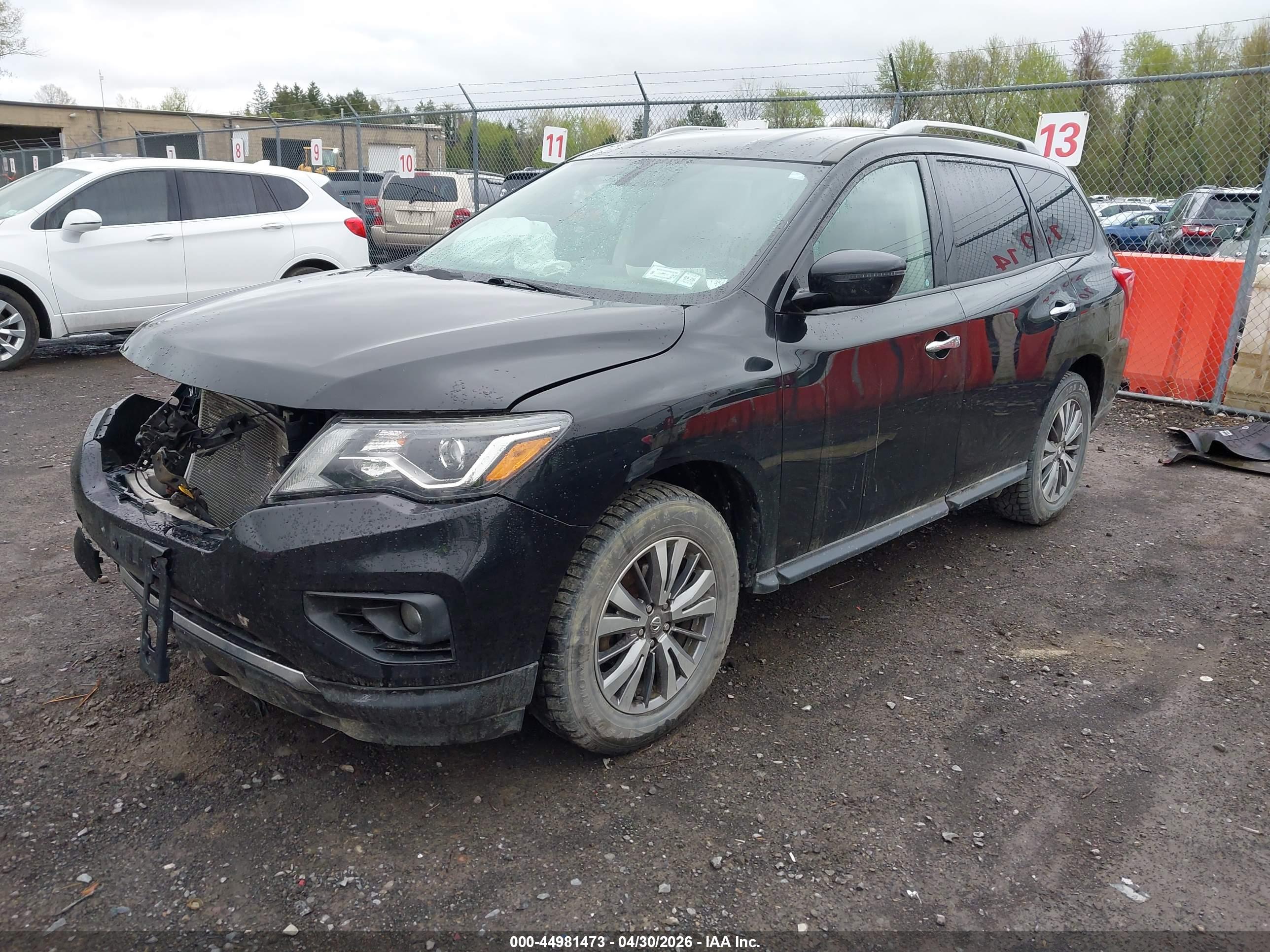 NISSAN PATHFINDER image 2