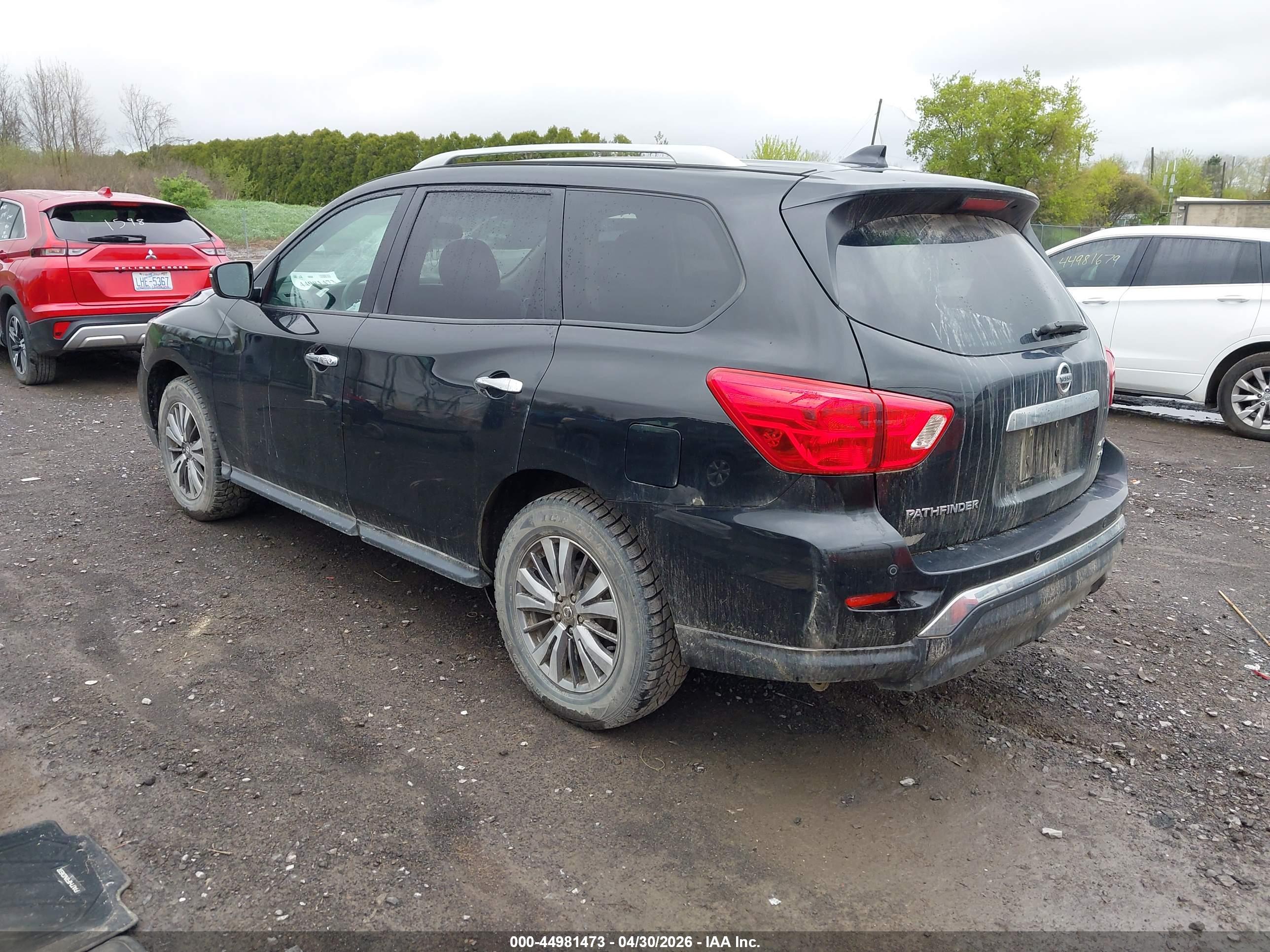 NISSAN PATHFINDER image 3