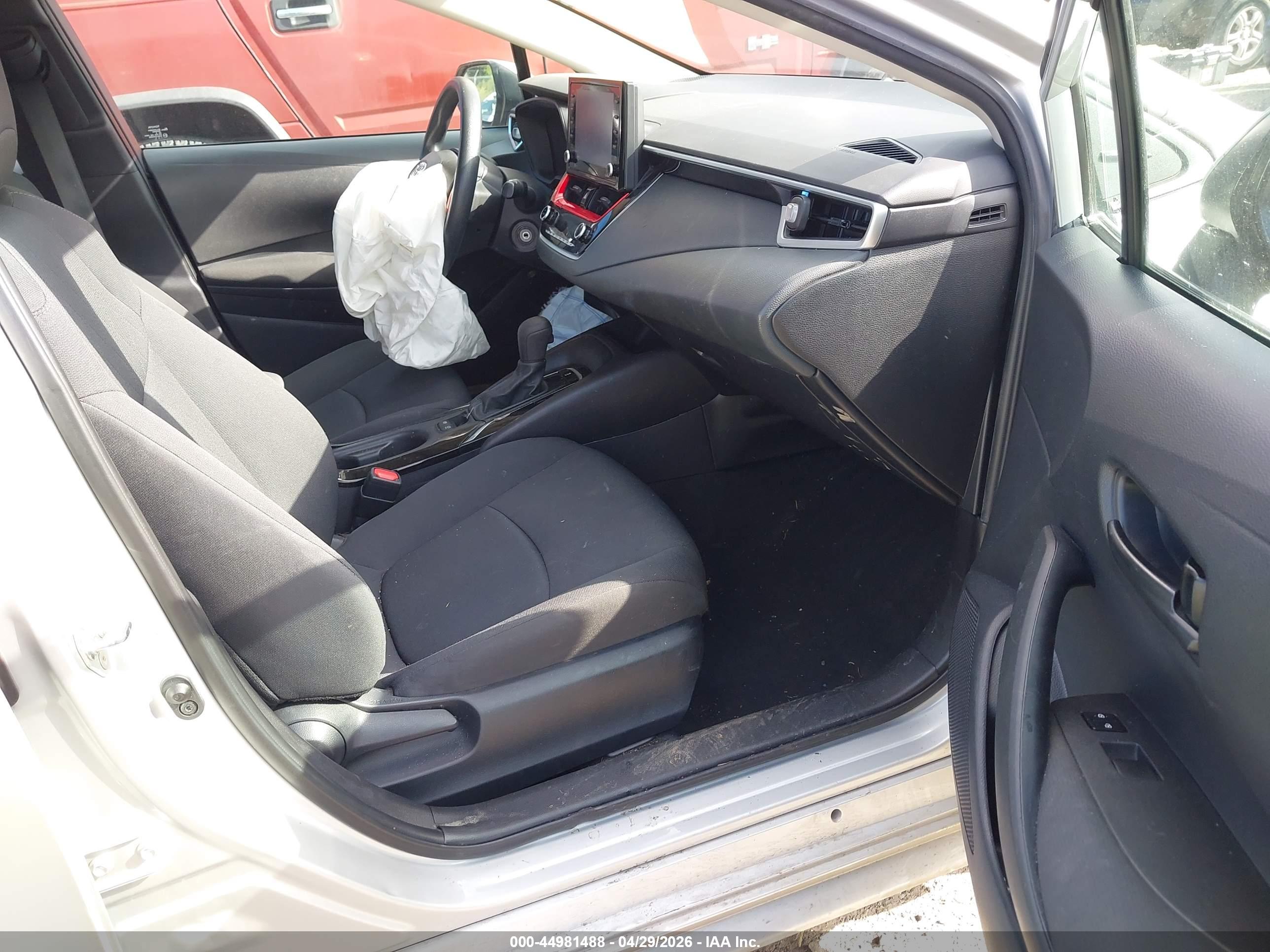 TOYOTA COROLLA image 5