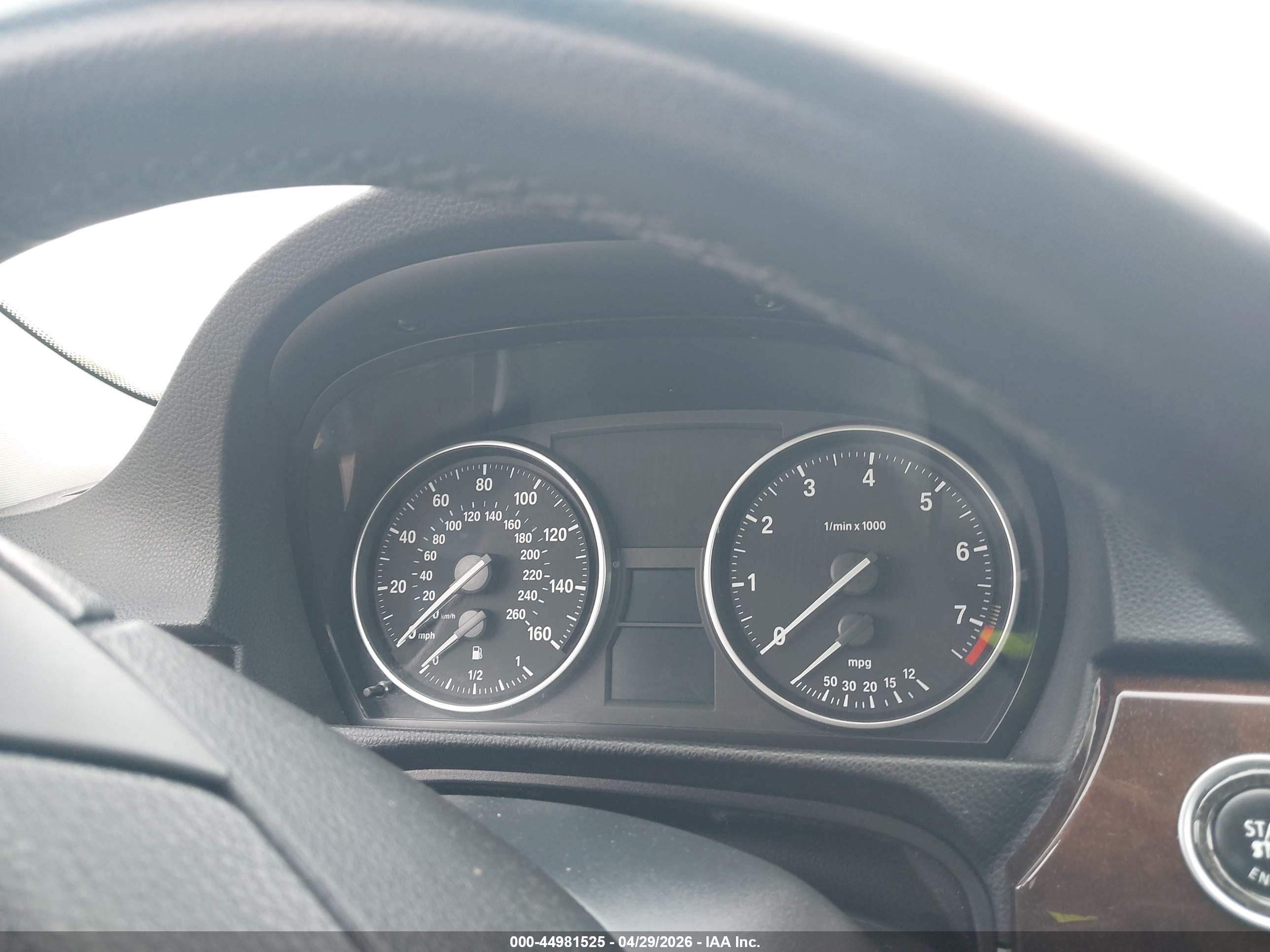 BMW 328I image 7