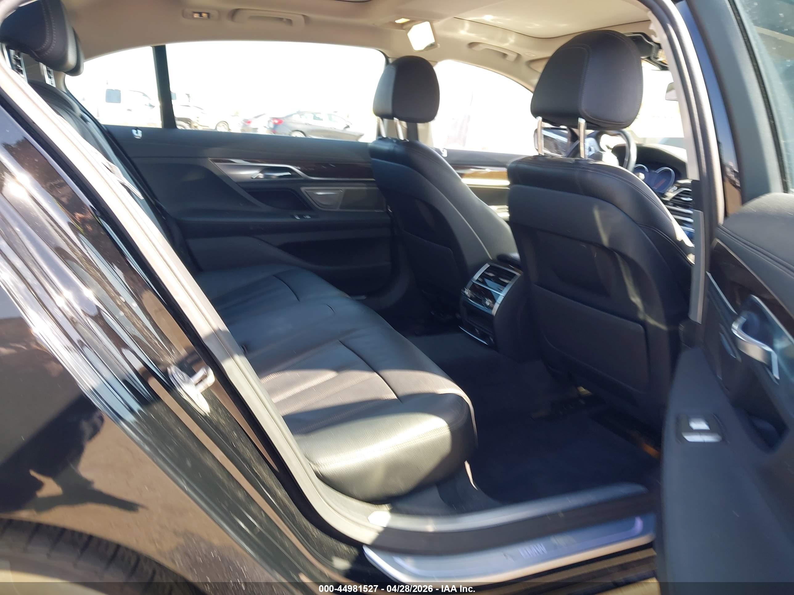 BMW 740I image 8