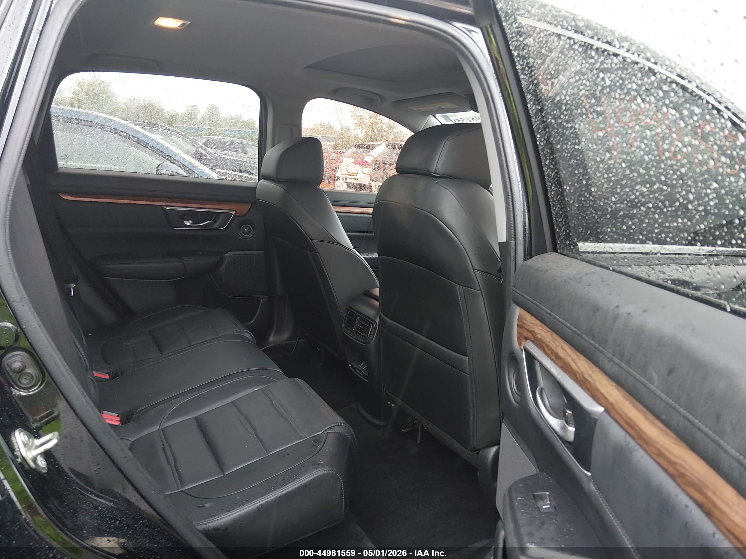 HONDA CR-V image 8