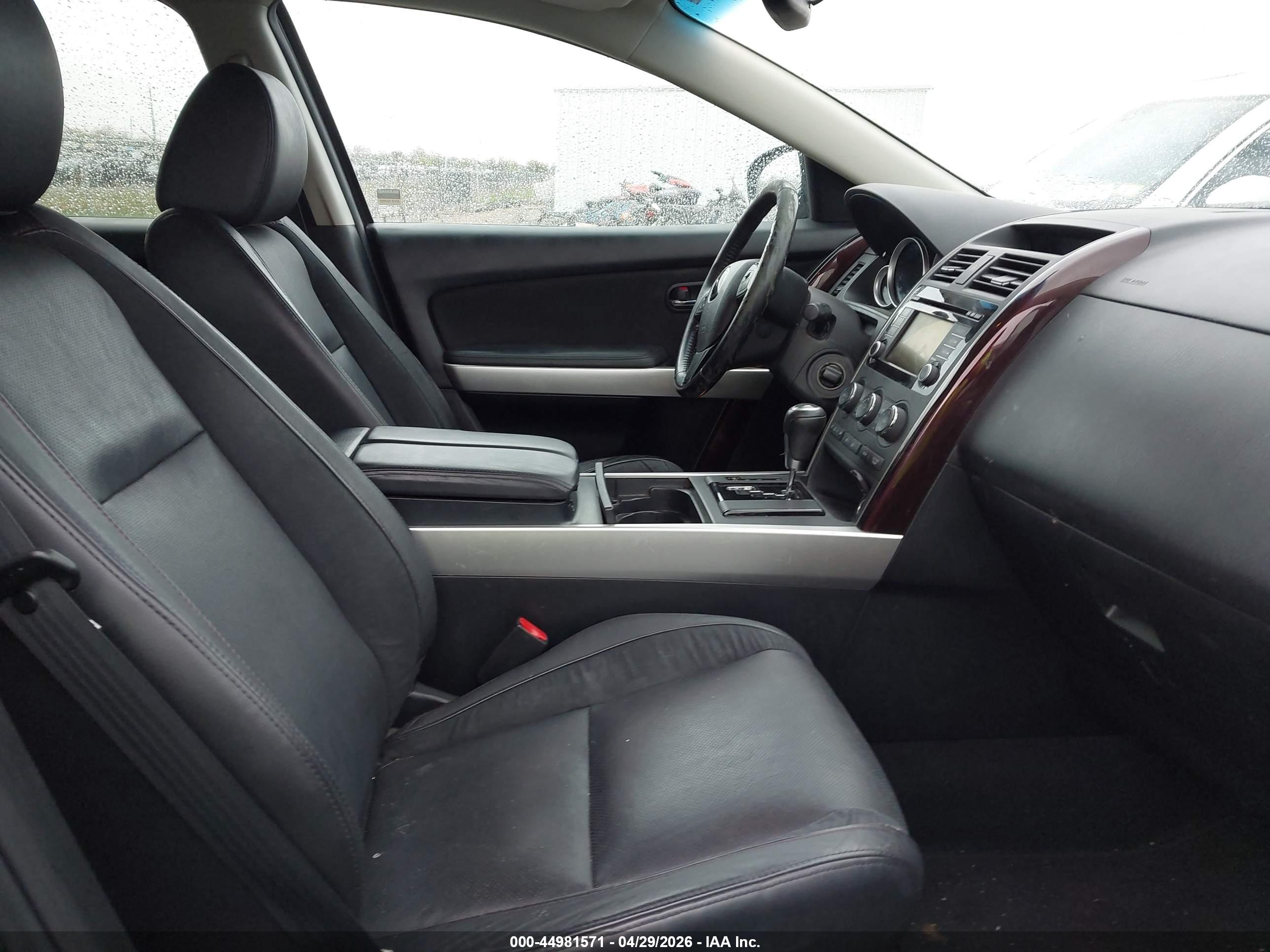 MAZDA CX-9 image 5