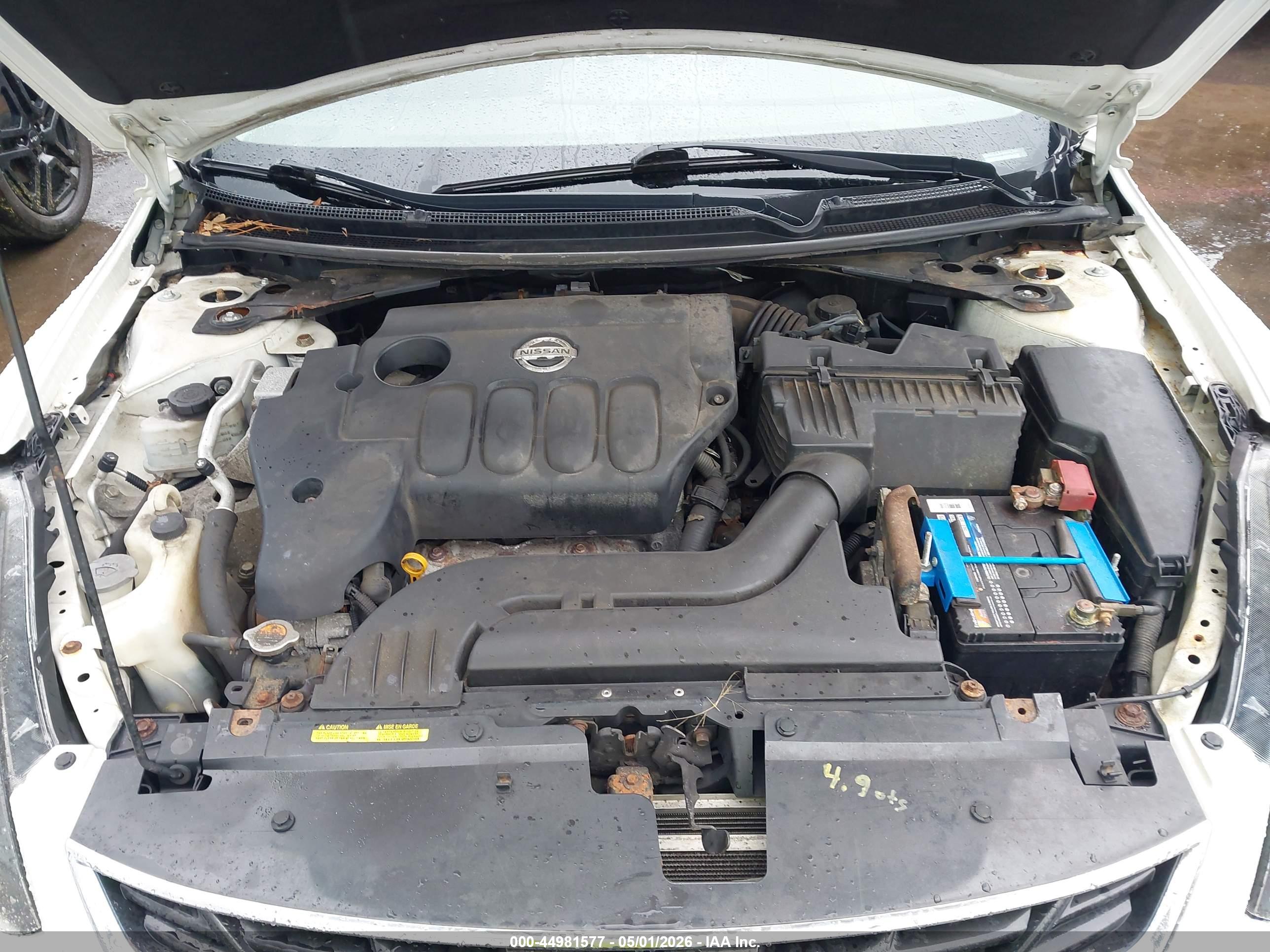 NISSAN ALTIMA image 10