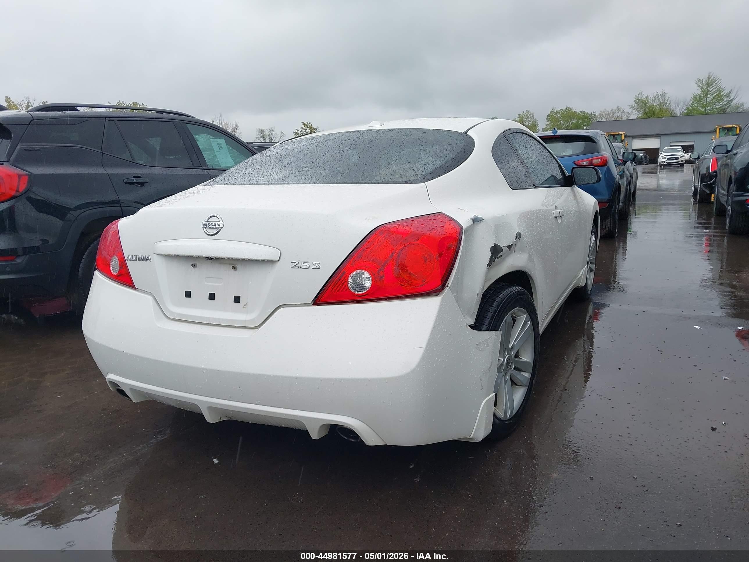 NISSAN ALTIMA image 4