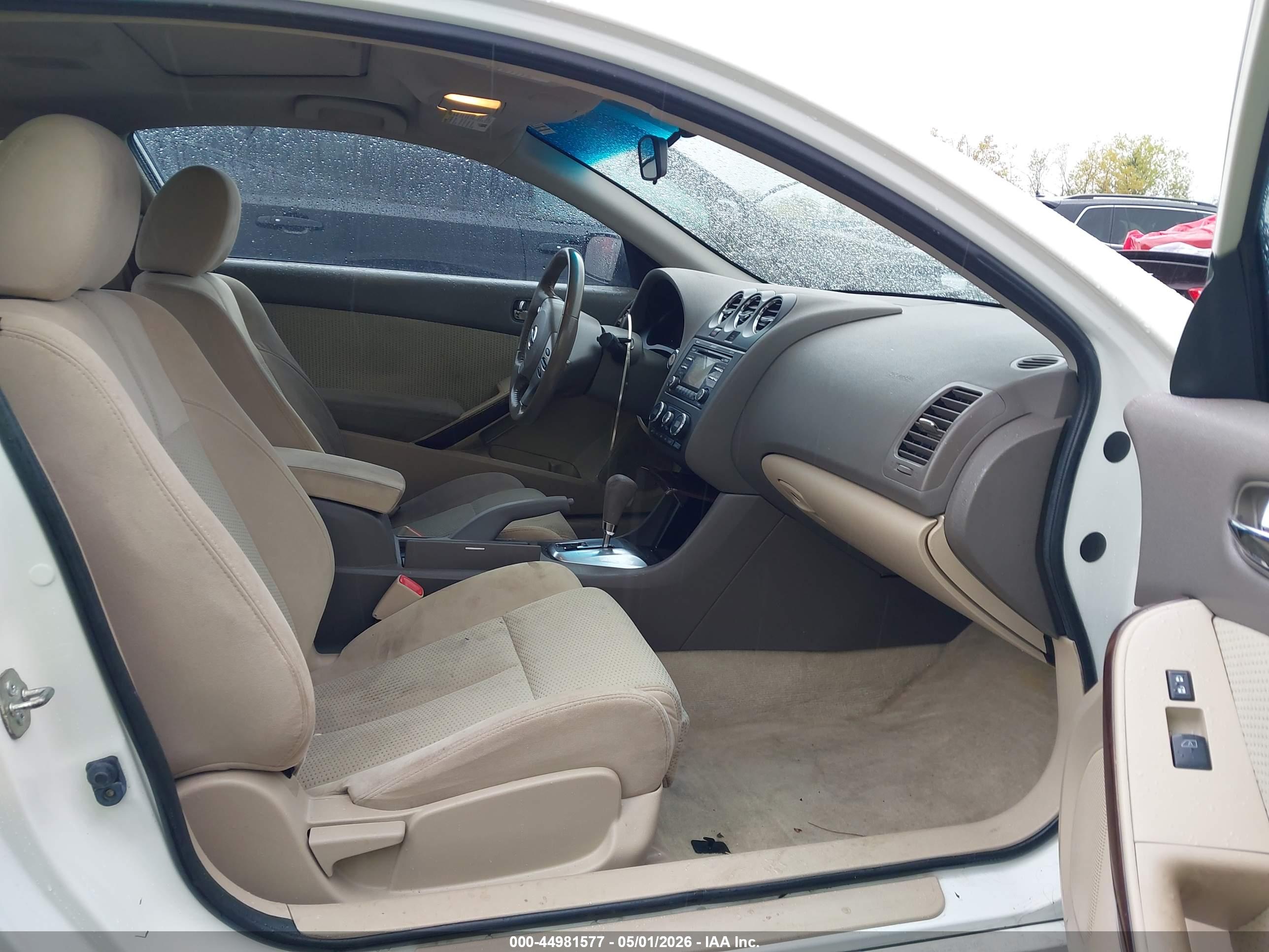 NISSAN ALTIMA image 5