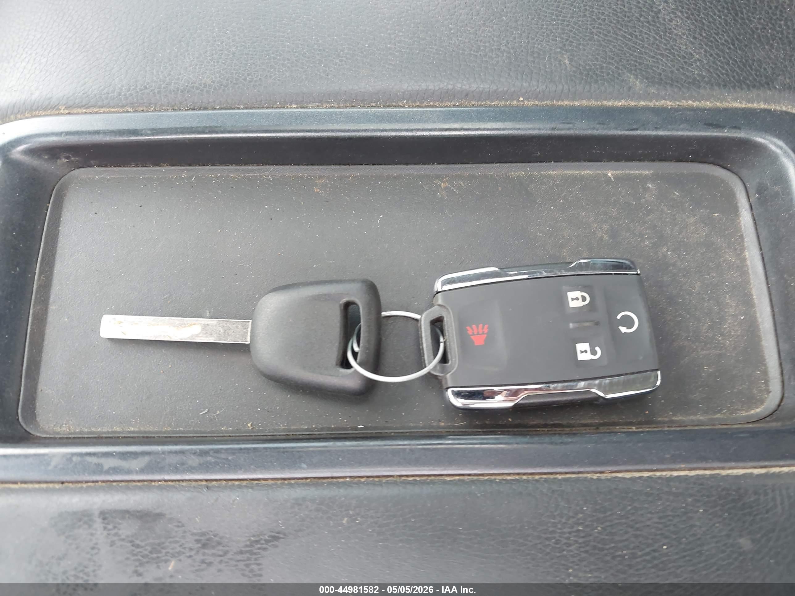 GMC SIERRA image 11