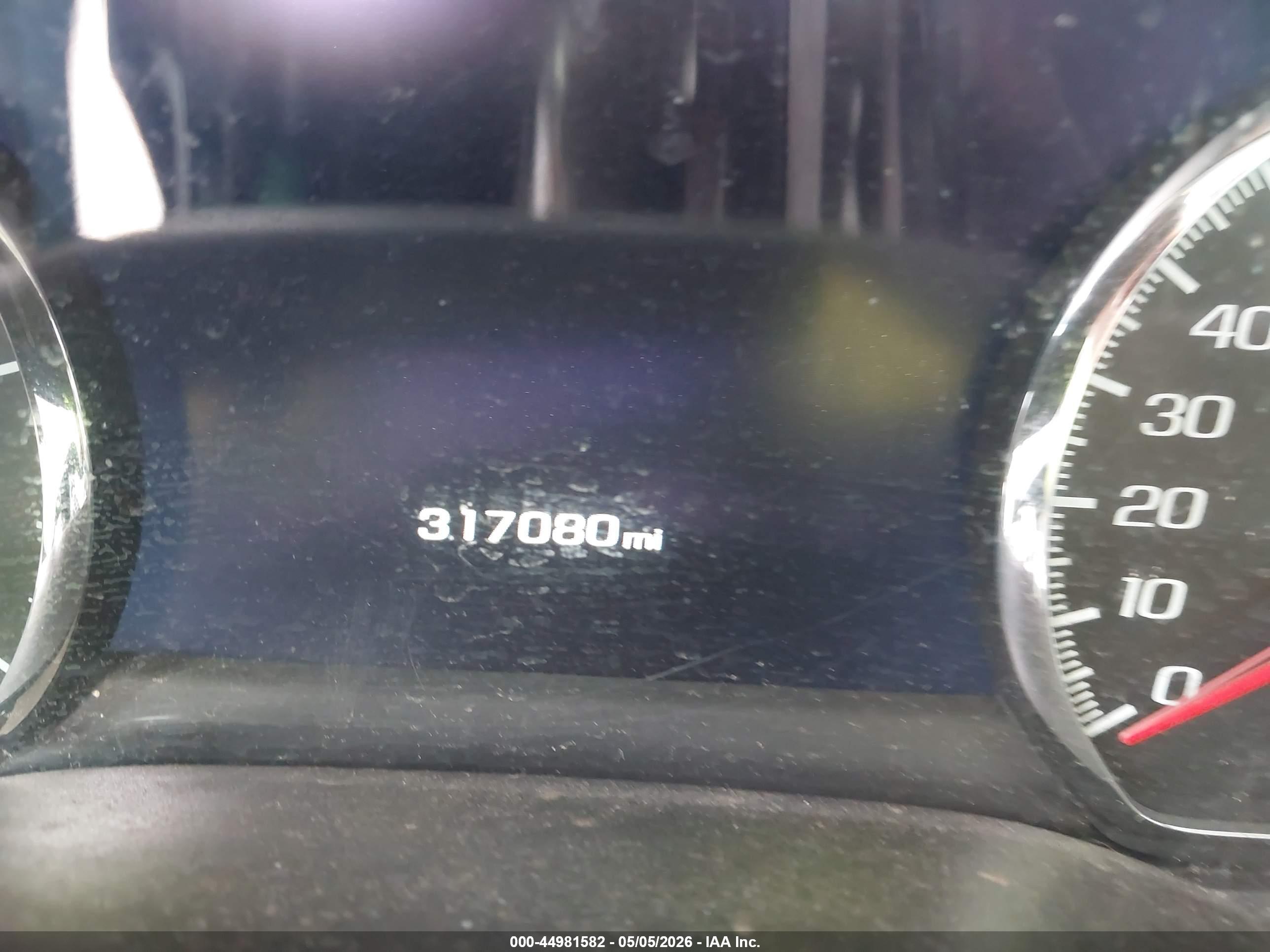 GMC SIERRA image 6