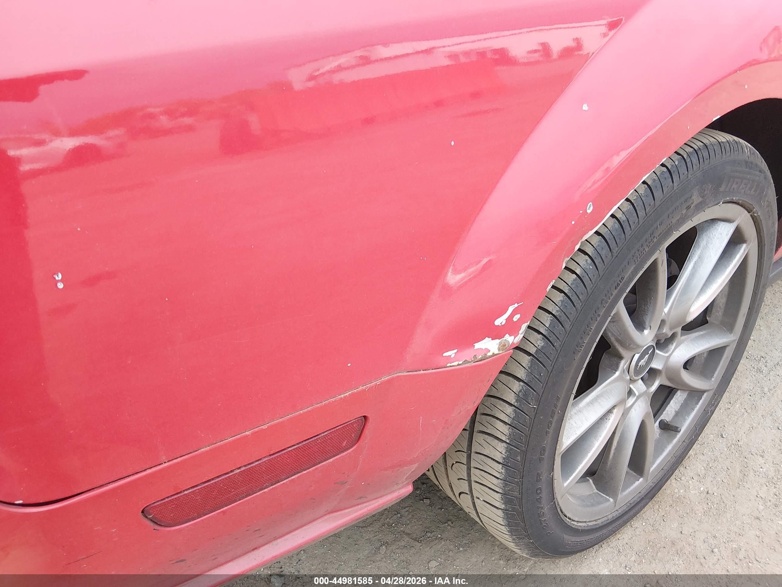 FORD MUSTANG image 6
