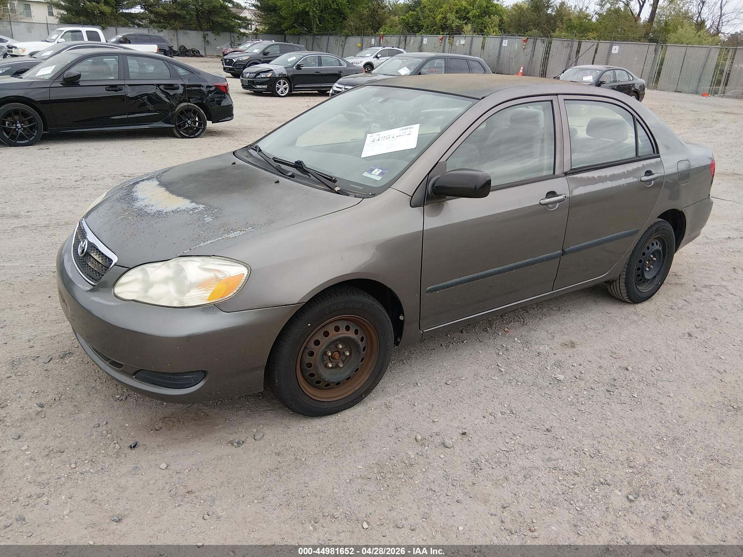TOYOTA COROLLA image 2