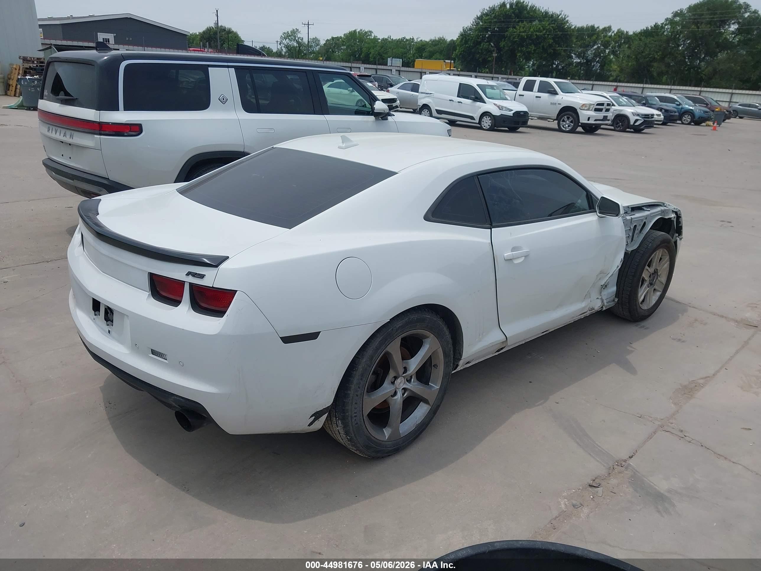 CHEVROLET CAMARO image 4