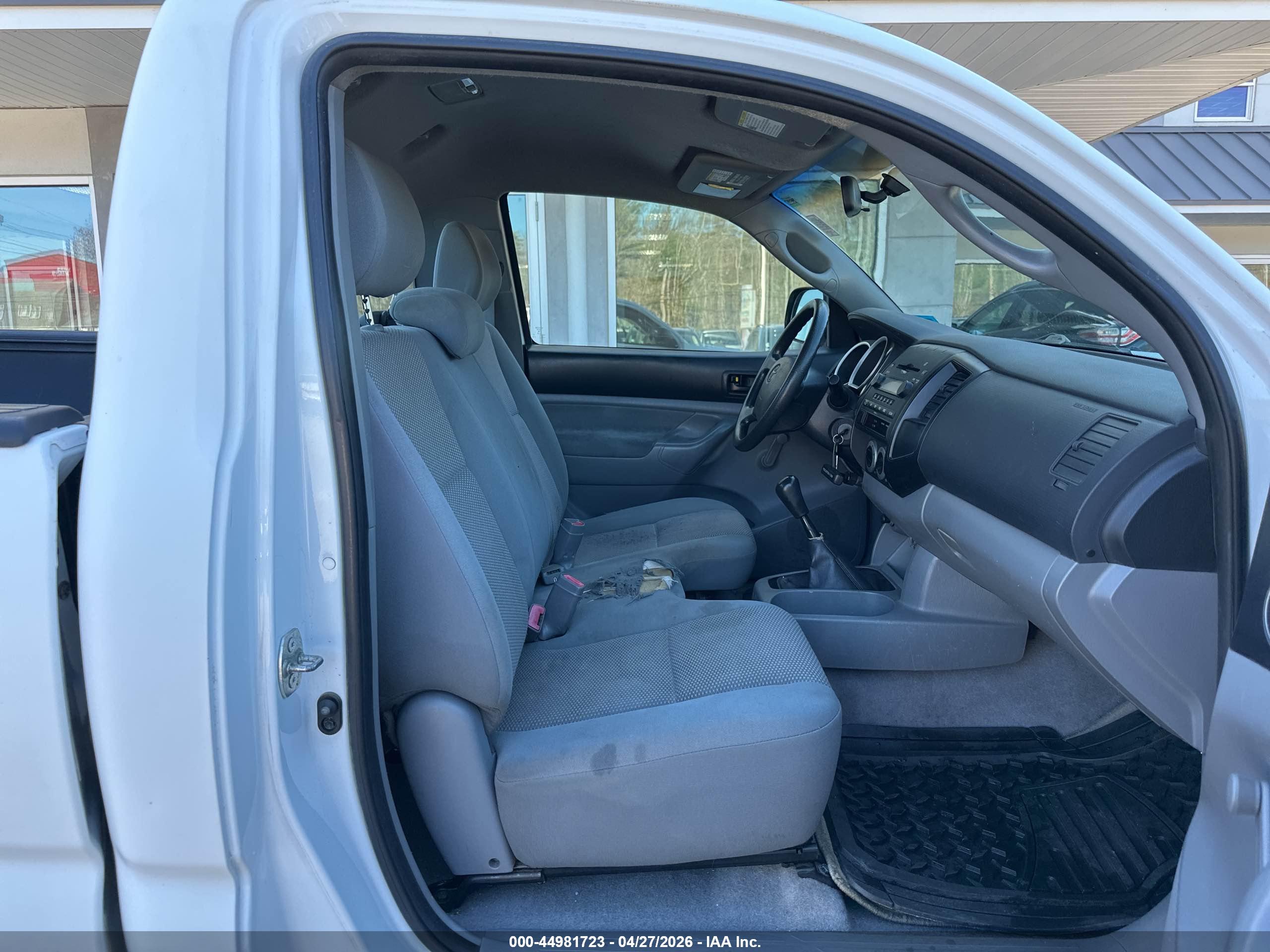TOYOTA TACOMA image 5
