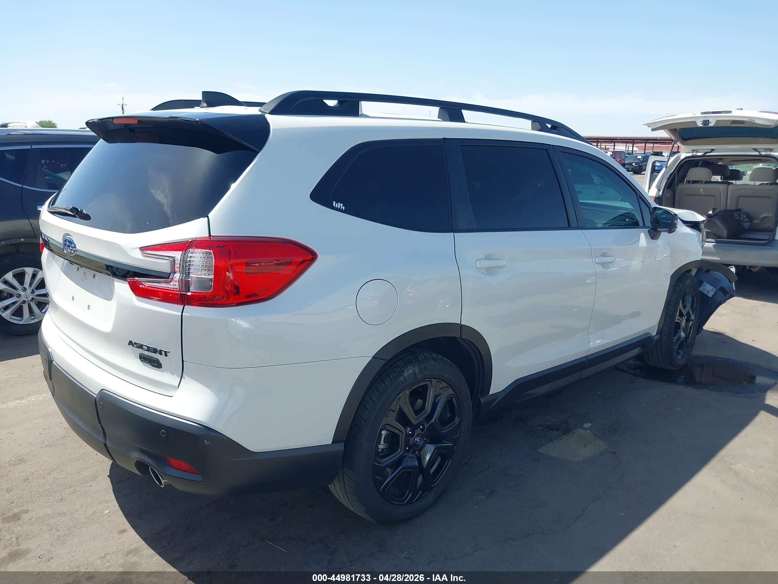 SUBARU ASCENT image 4