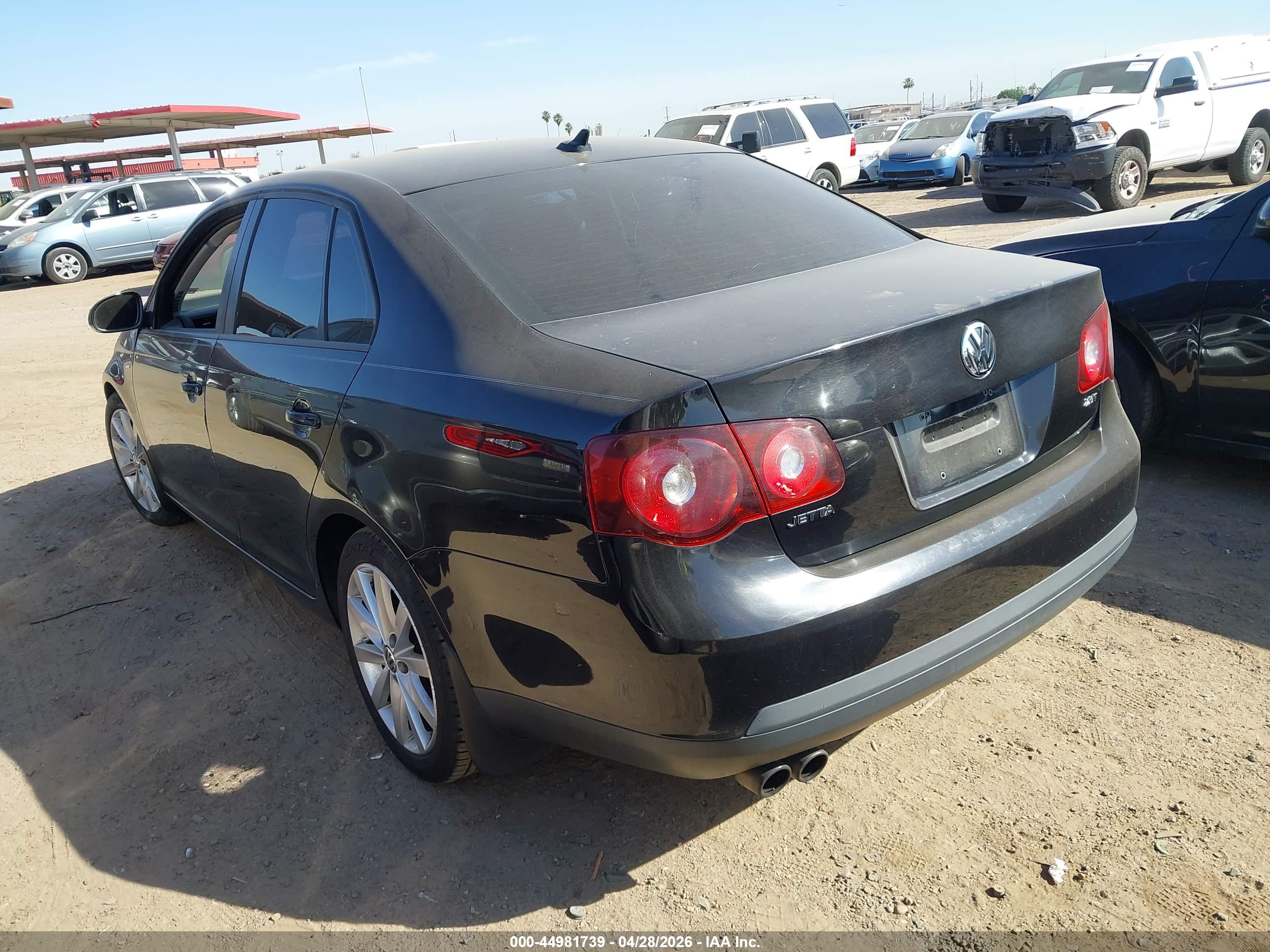 VOLKSWAGEN JETTA image 3