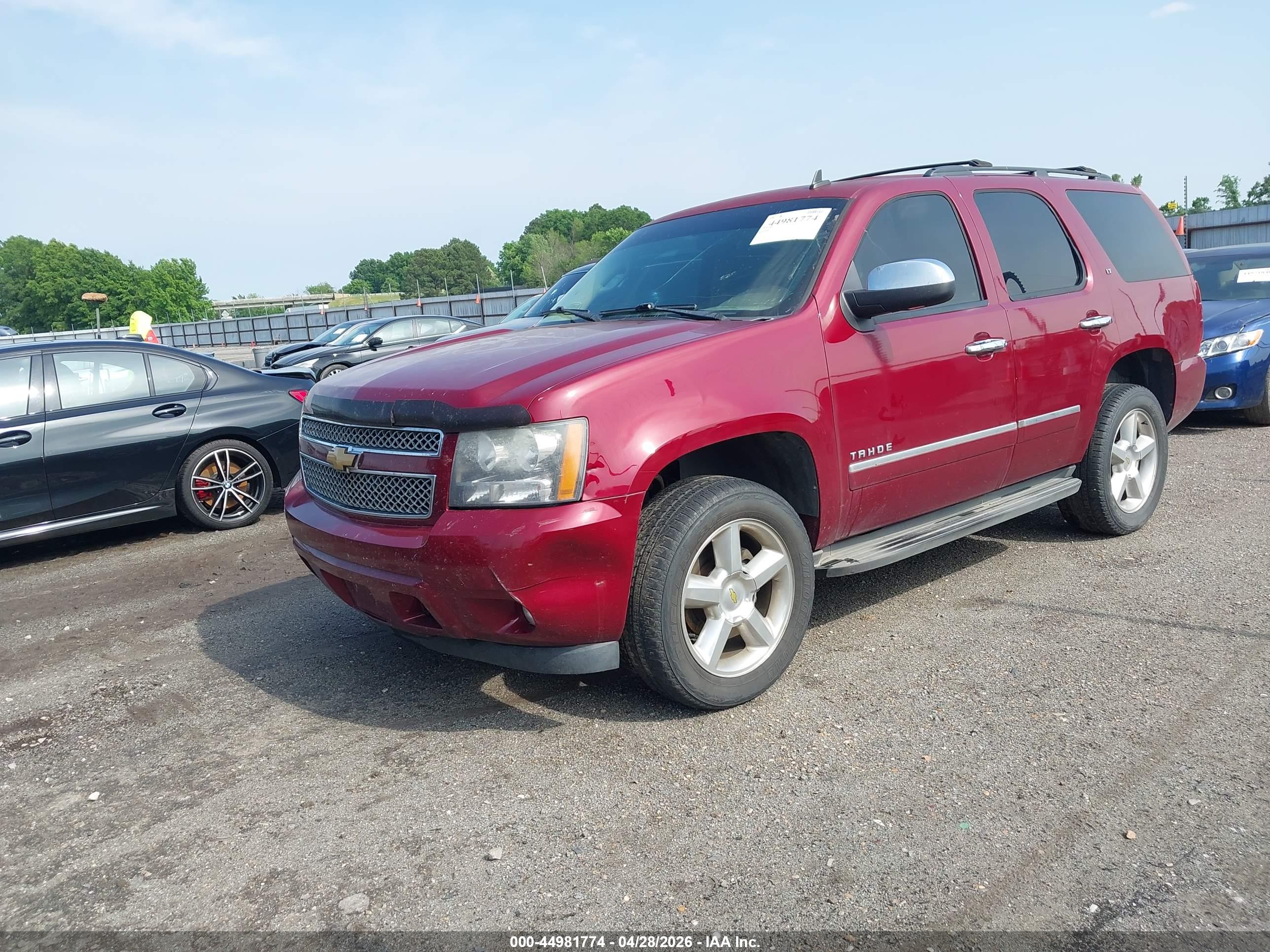 CHEVROLET TAHOE image 2