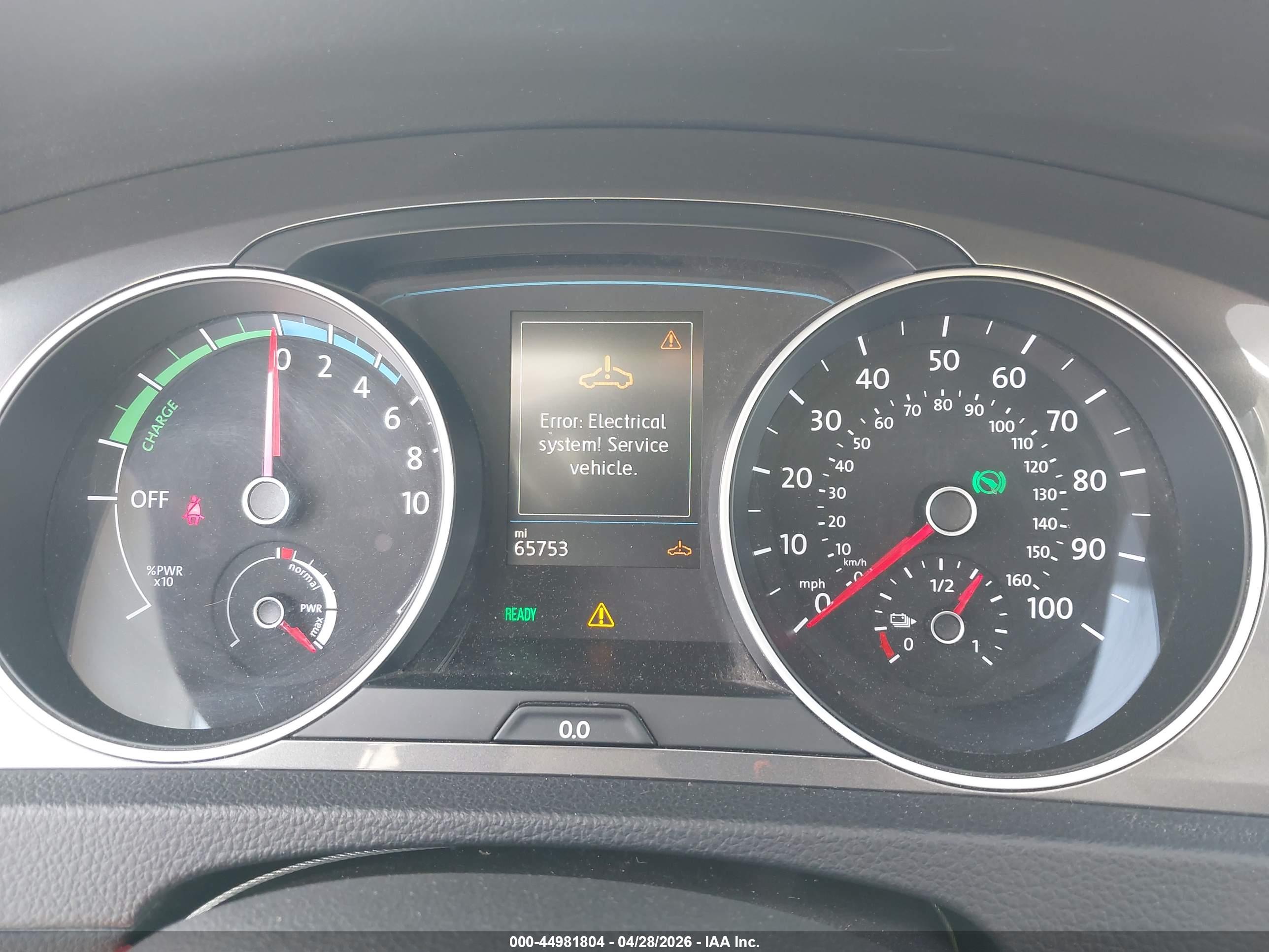 VOLKSWAGEN E-GOLF image 7
