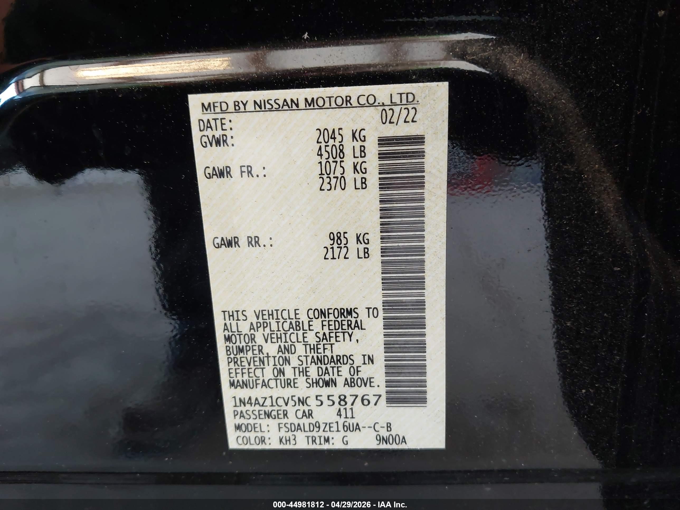 NISSAN LEAF image 9