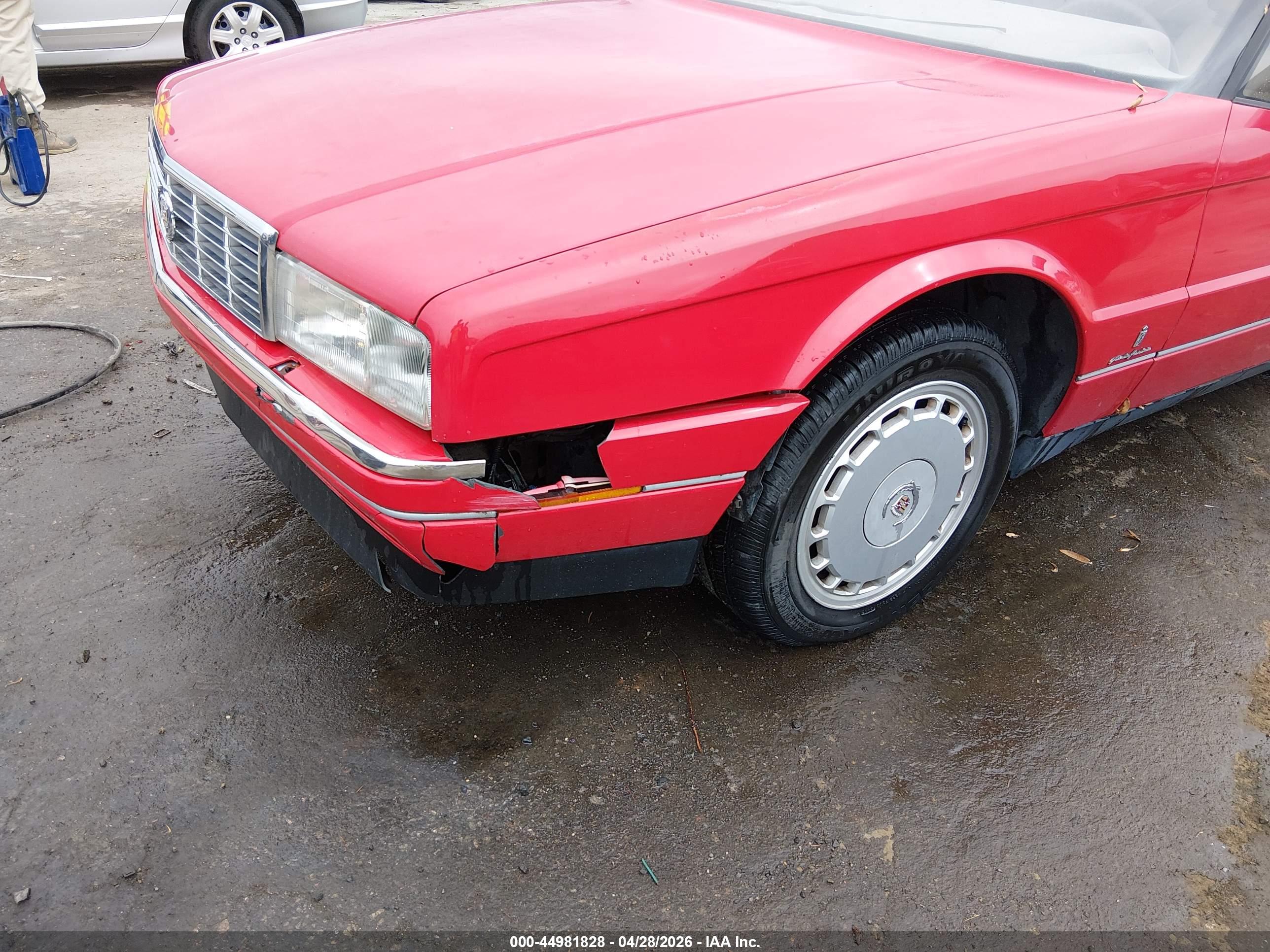 CADILLAC ALLANTE image 6