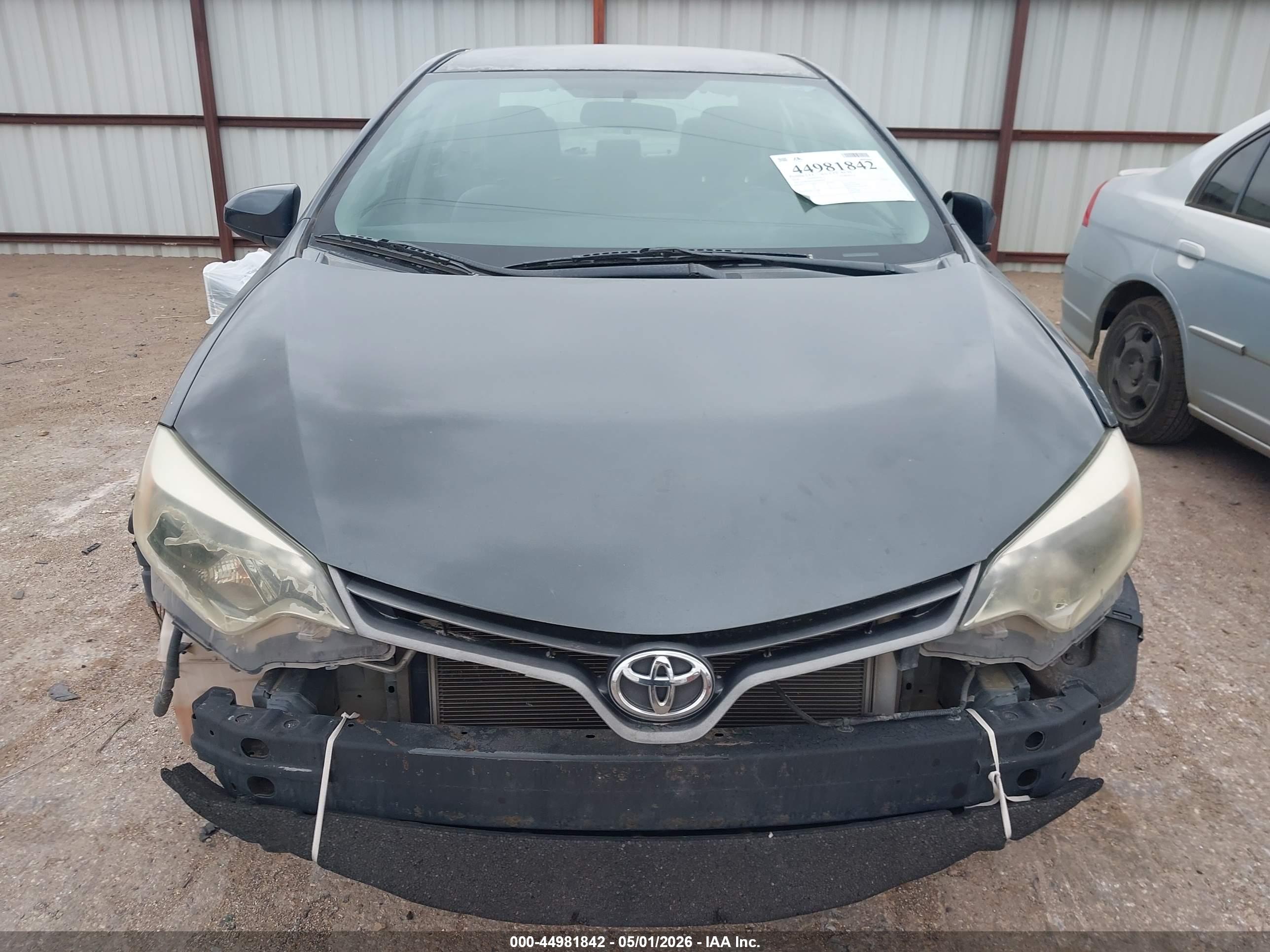TOYOTA COROLLA image 6