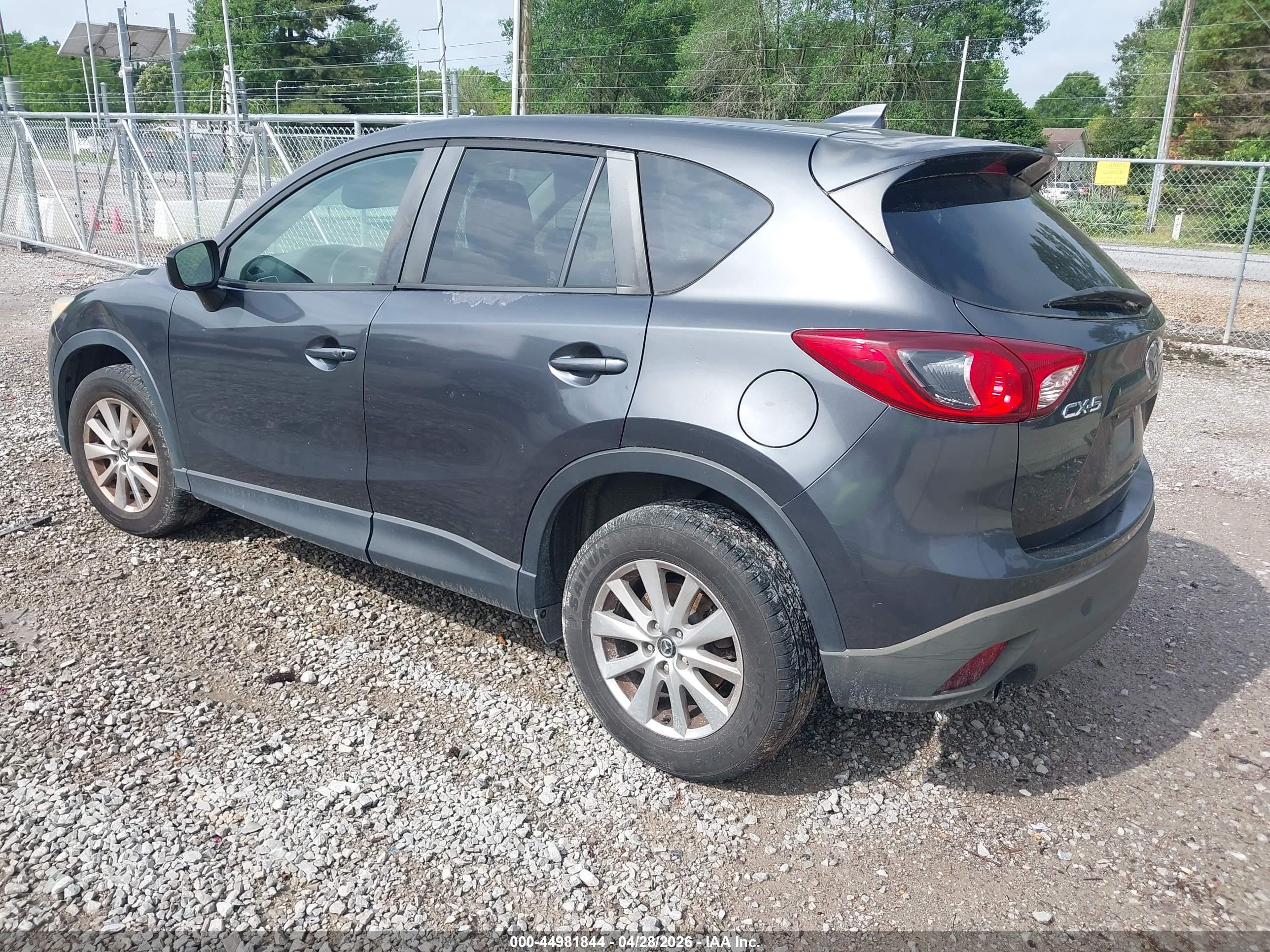MAZDA CX-5 image 3