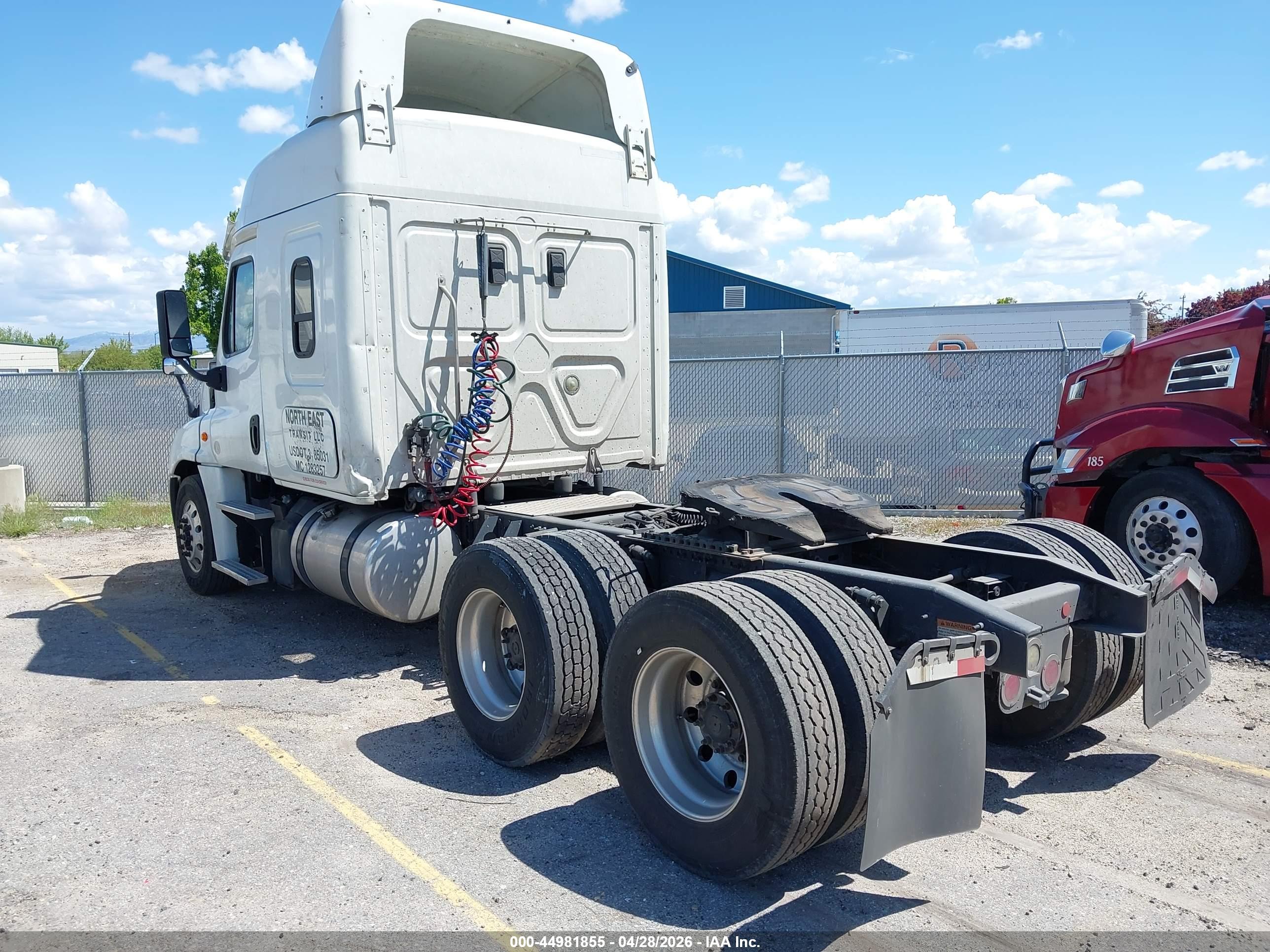 FREIGHTLINER CASCADIA image 3