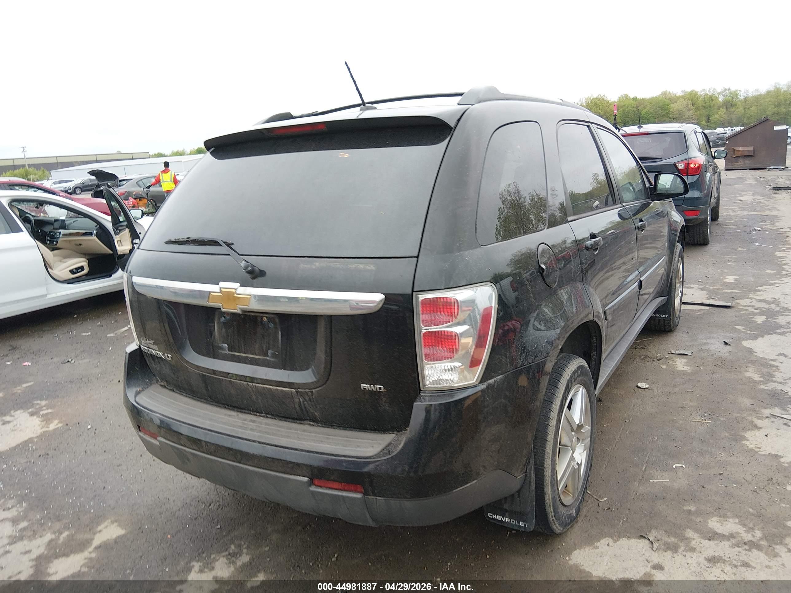 CHEVROLET EQUINOX image 4