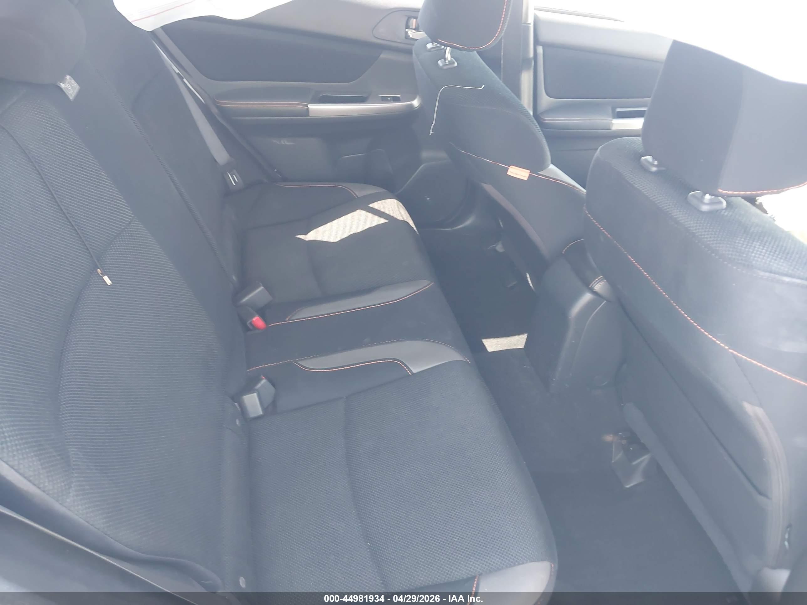 SUBARU CROSSTREK image 8